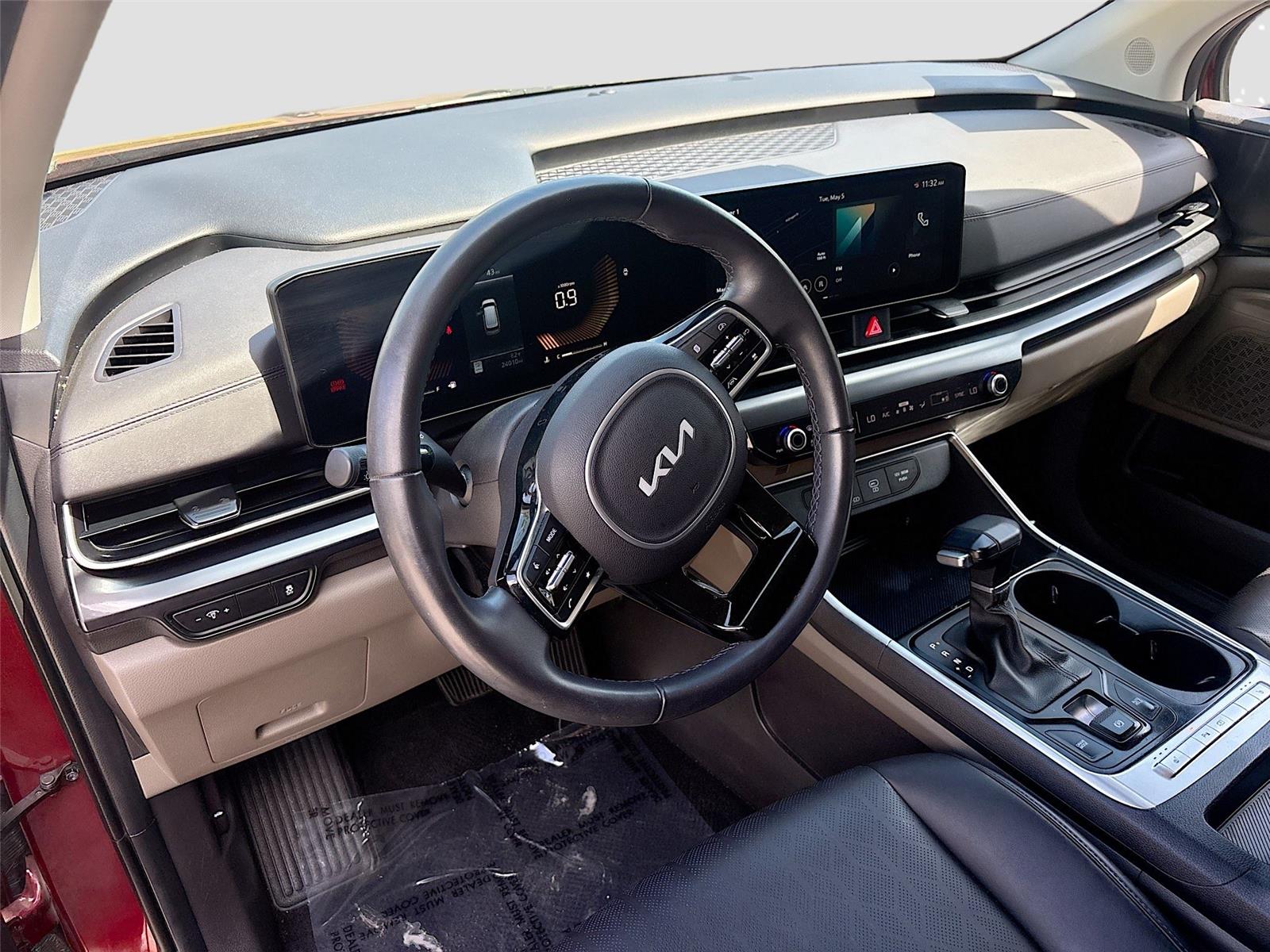 2025 Kia Carnival LXS
