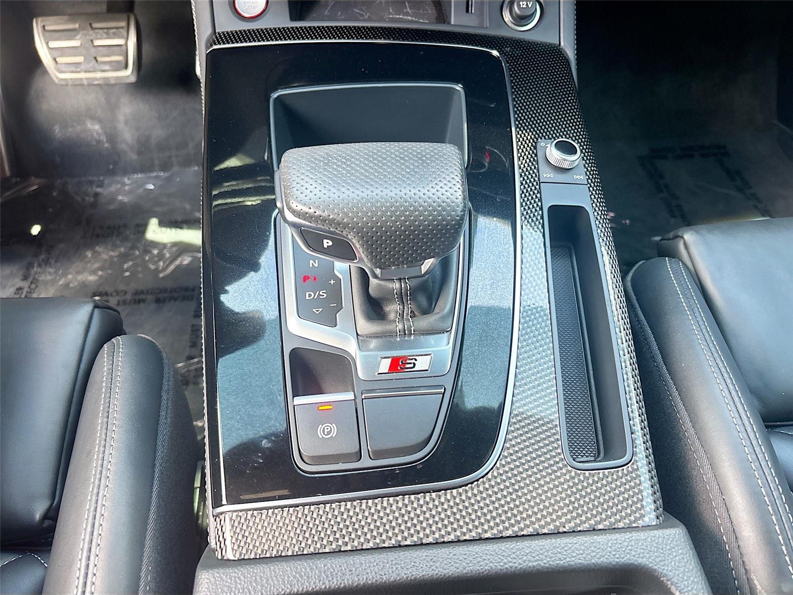 2023 Audi SQ5 Premium Plus