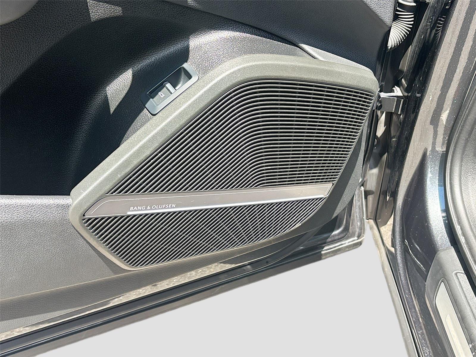 2023 Audi SQ5 Premium Plus
