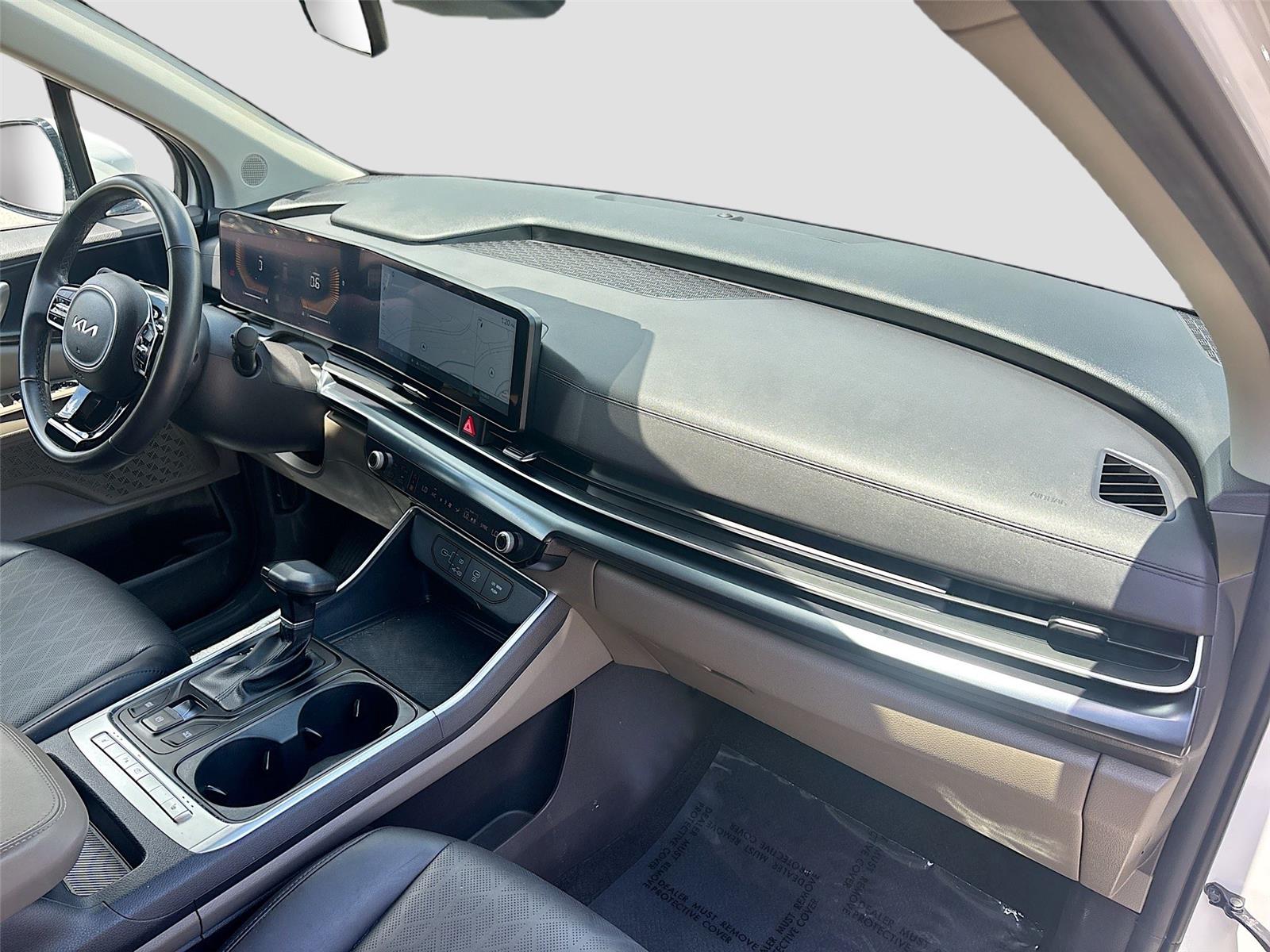 2025 Kia Carnival LXS