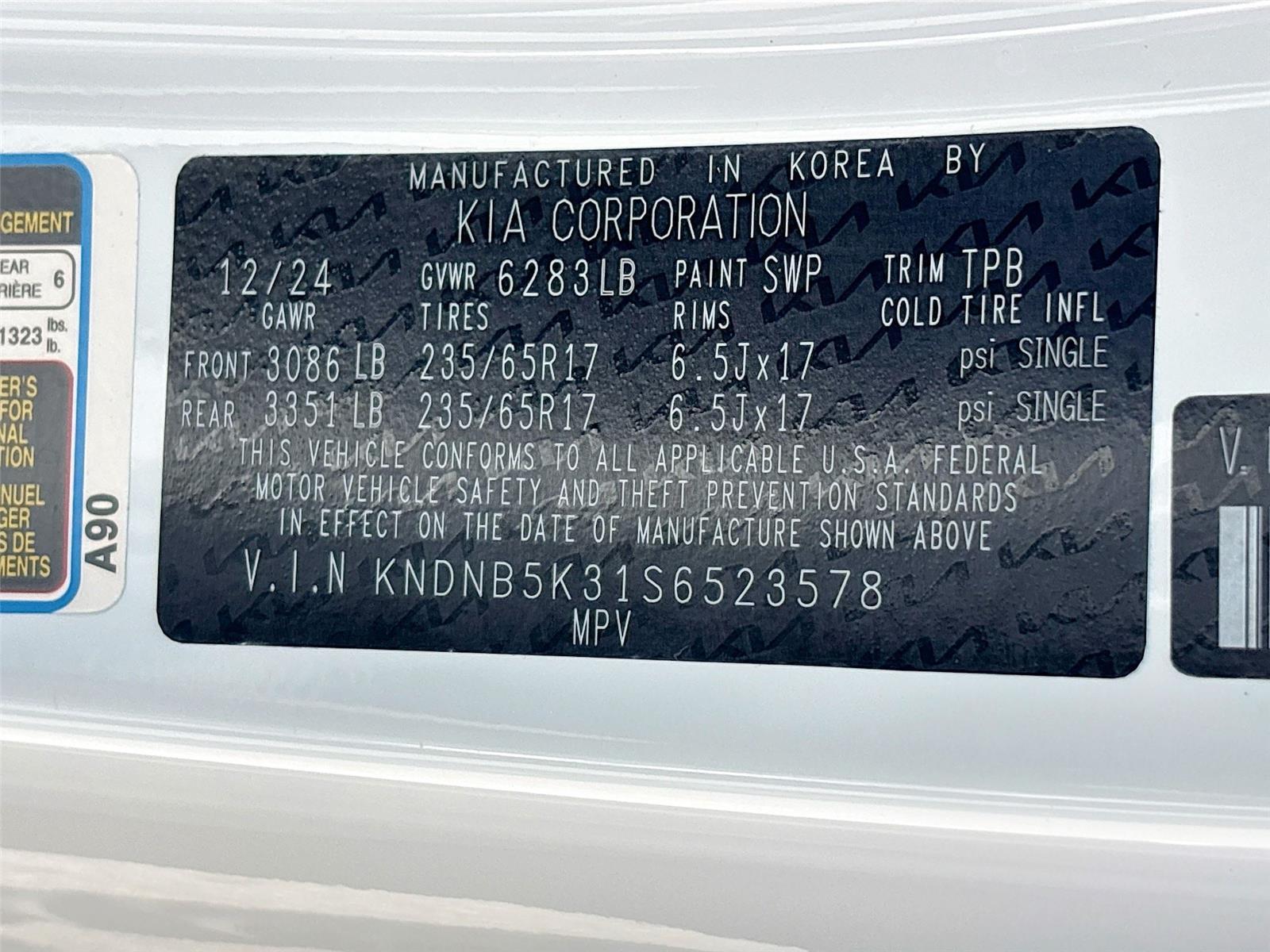 2025 Kia Carnival LXS