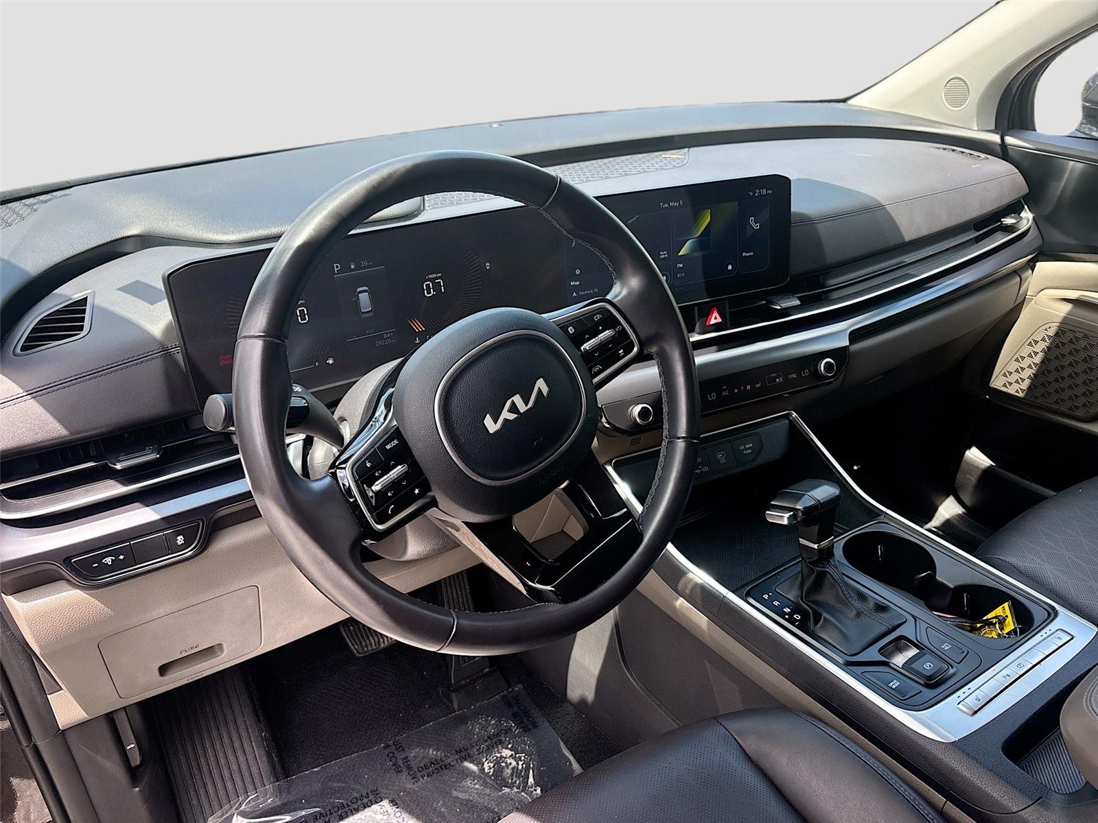 2025 Kia Carnival LXS
