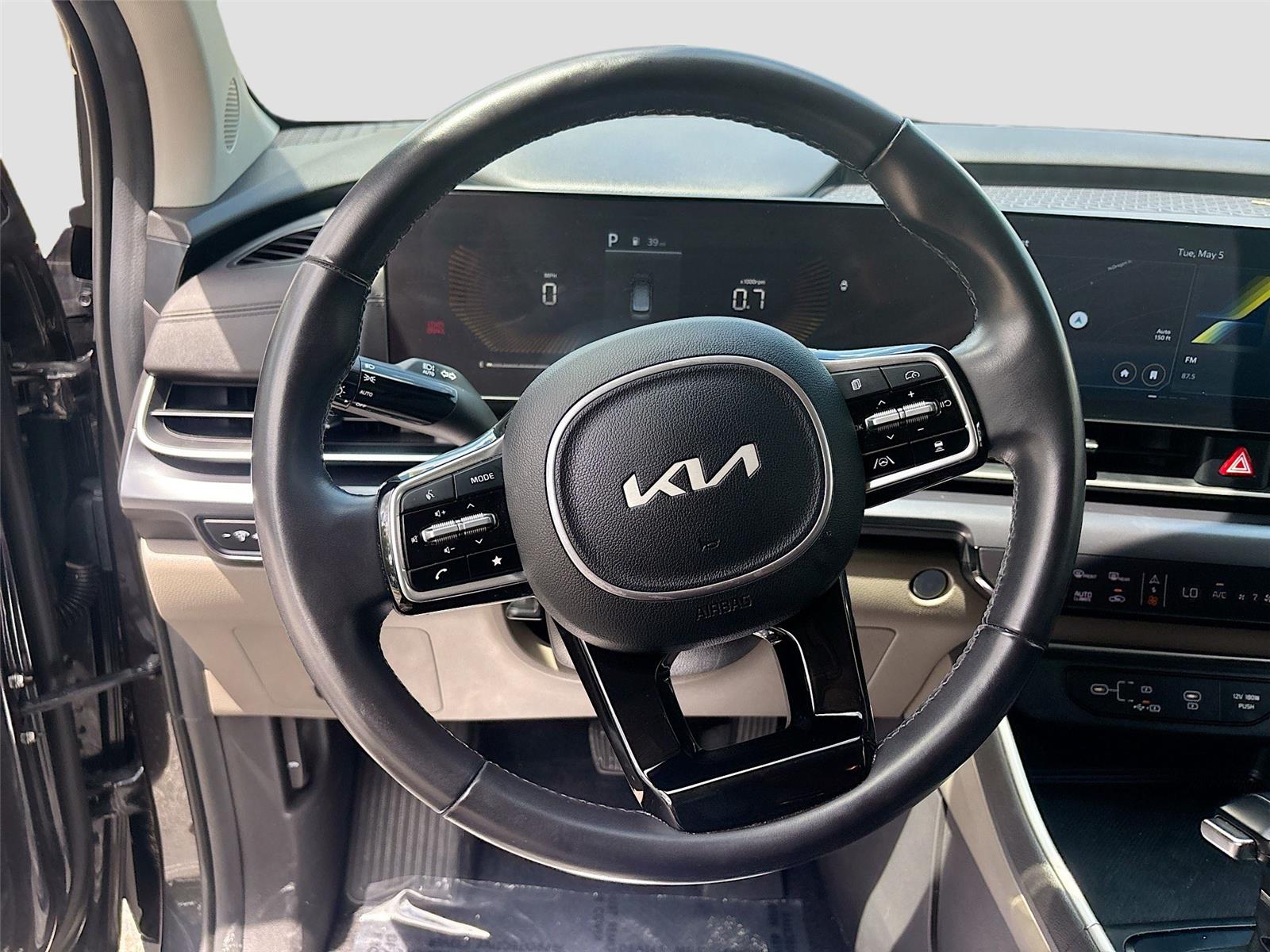 2025 Kia Carnival LXS