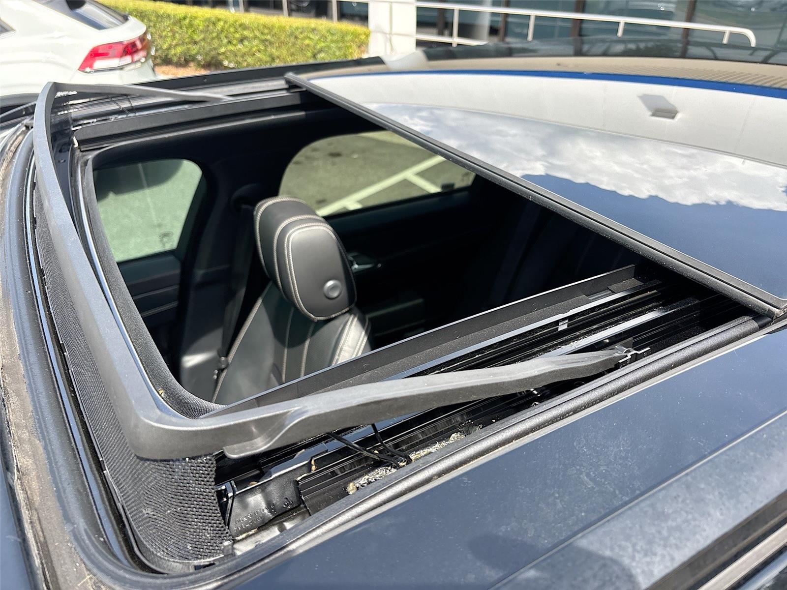 2019 Land Rover Range Rover Velar R-Dynamic SE