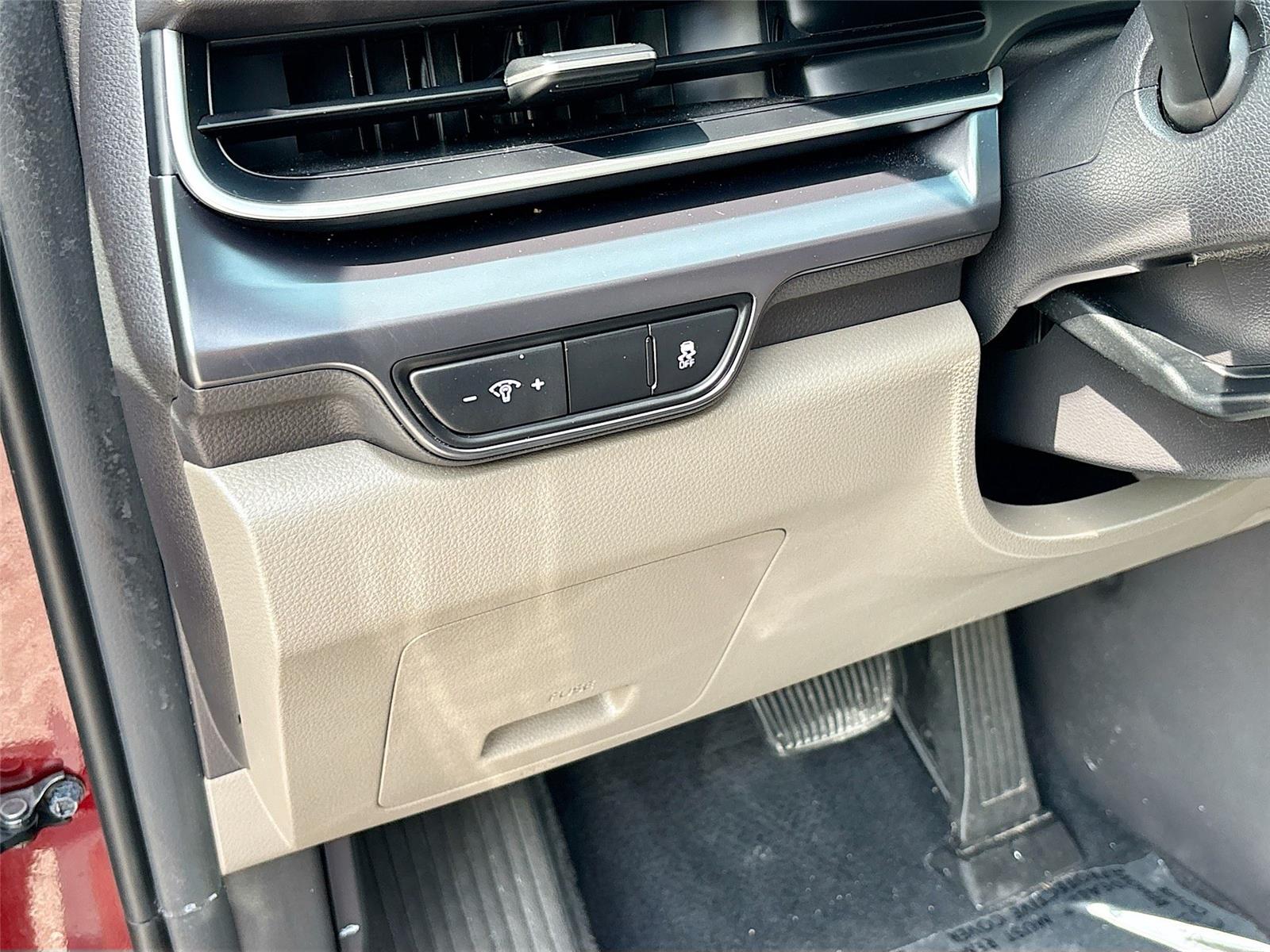 2025 Kia Carnival LXS