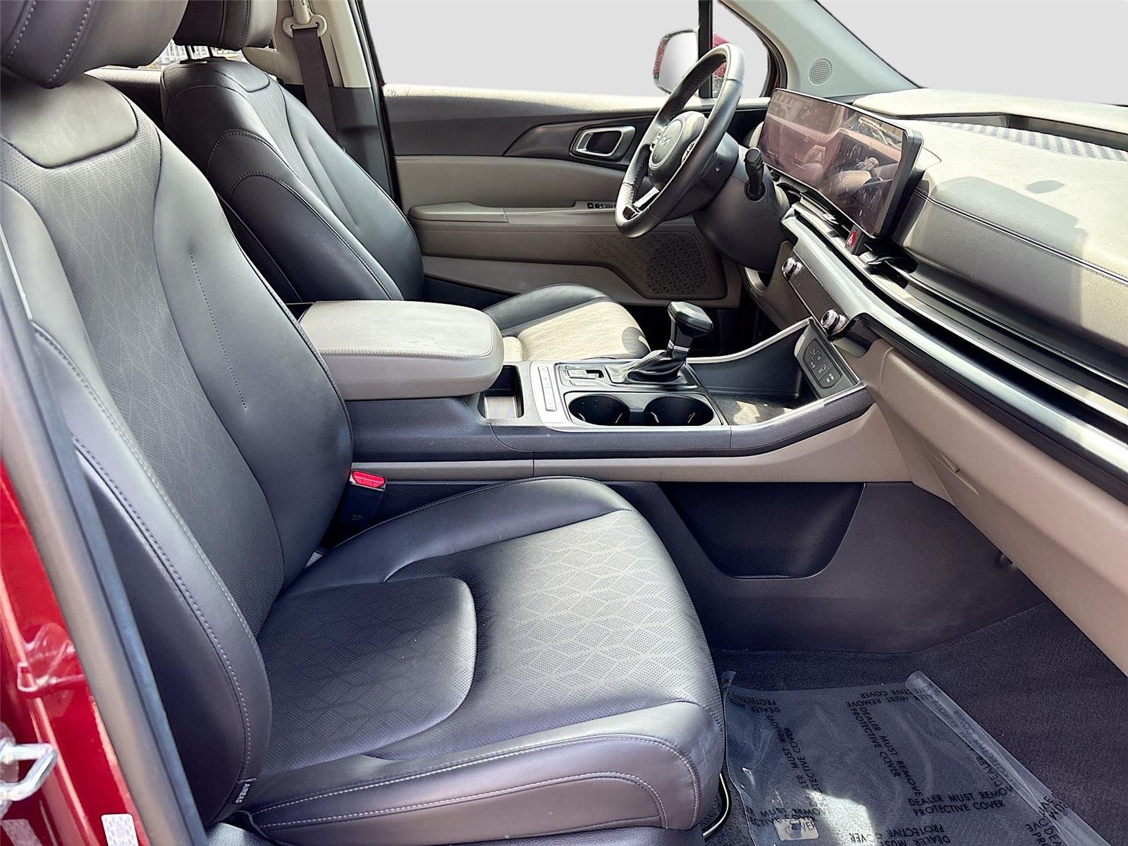 2025 Kia Carnival LXS