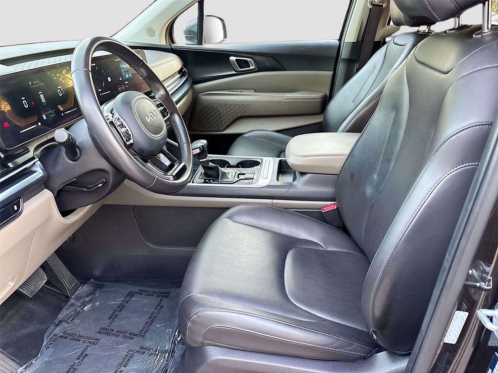 2025 Kia Carnival LXS