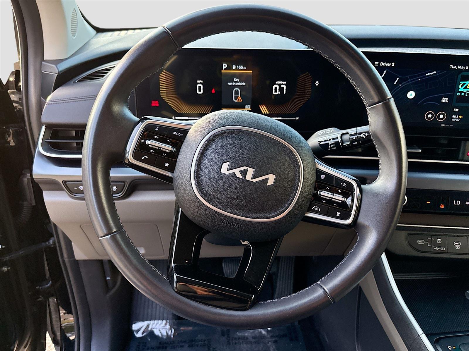 2025 Kia Carnival LXS