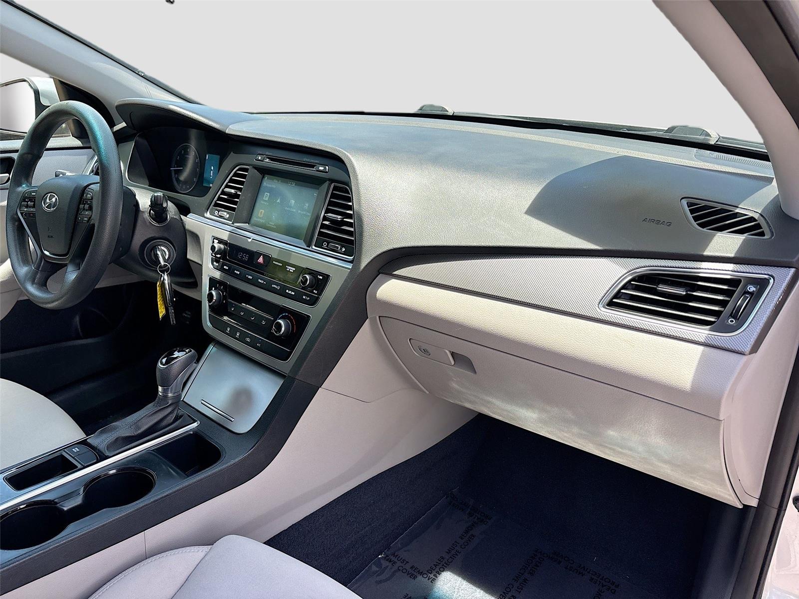 2016 Hyundai Sonata 2.4L SE