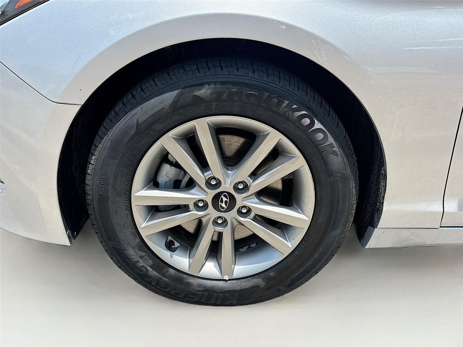 2016 Hyundai Sonata 2.4L SE