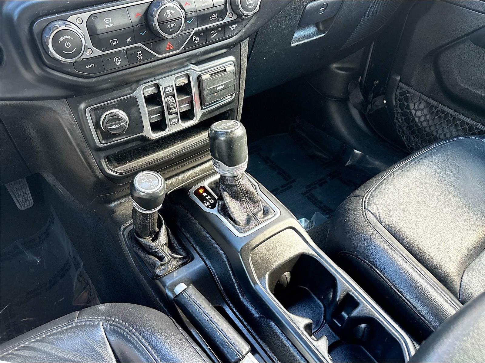 2020 Jeep Wrangler Unlimited Sahara Altitude