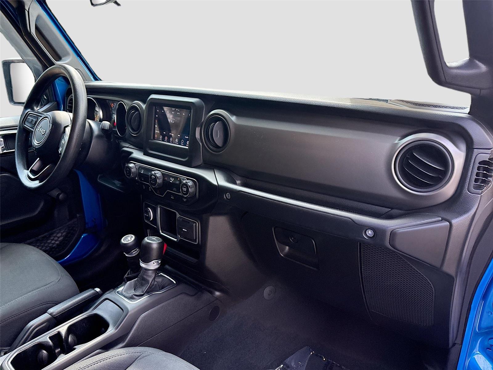 2022 Jeep Gladiator Willys Sport