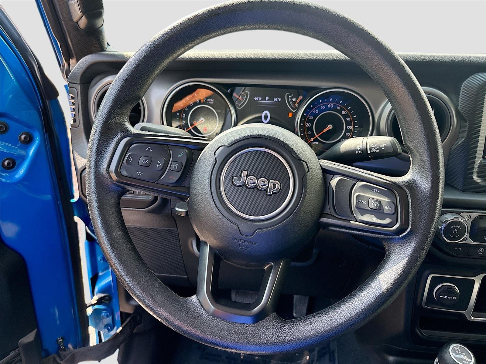2022 Jeep Gladiator Willys Sport
