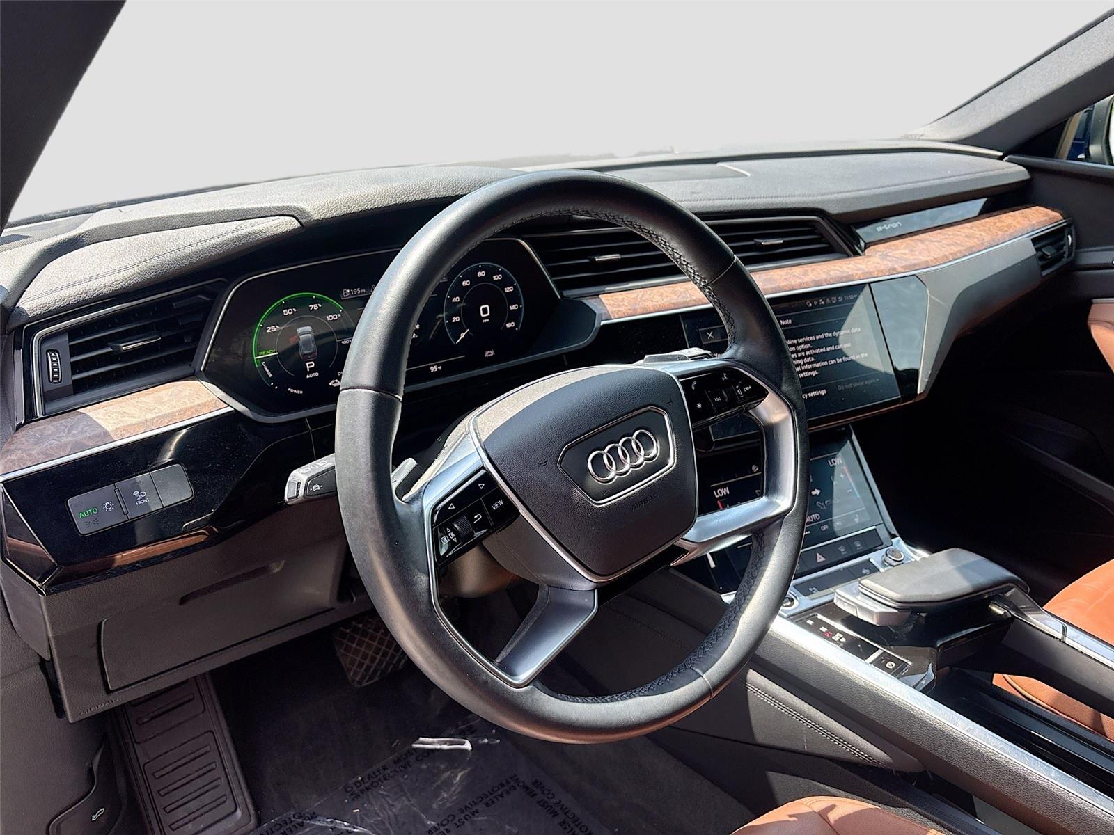 2022 Audi e-tron Premium