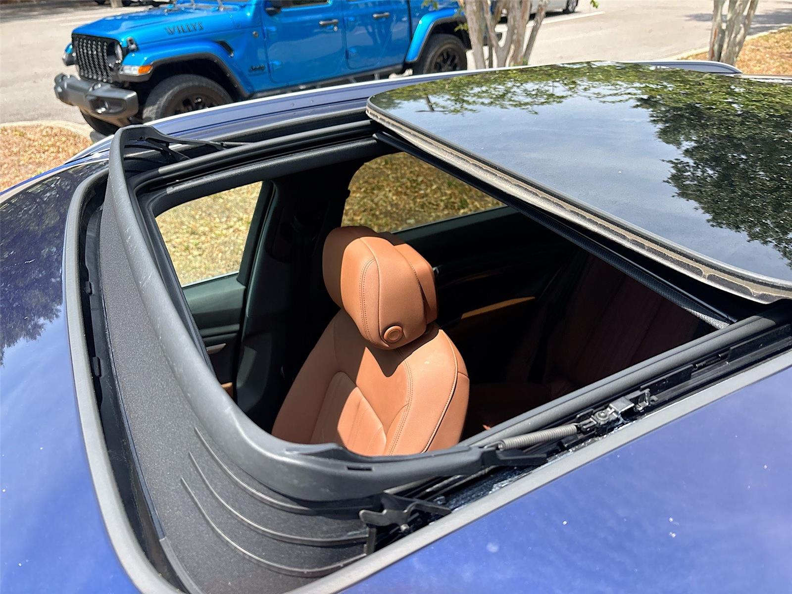2022 Audi e-tron Premium