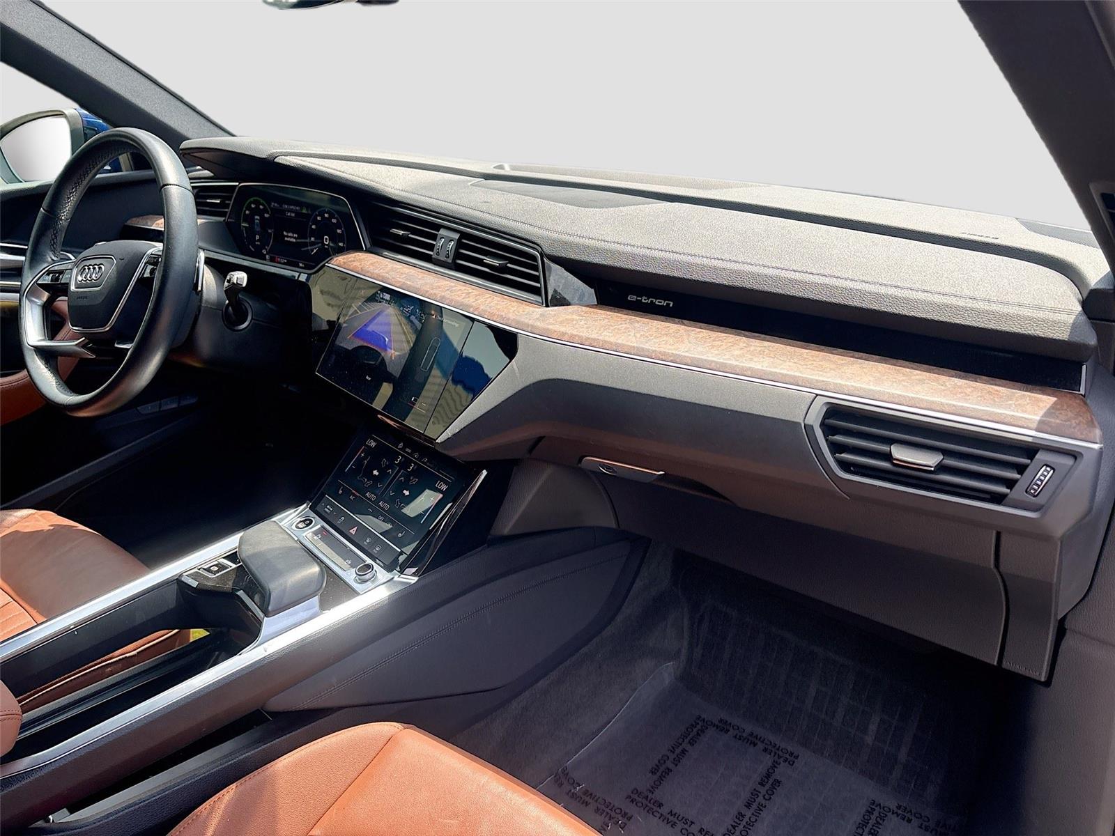 2022 Audi e-tron Premium