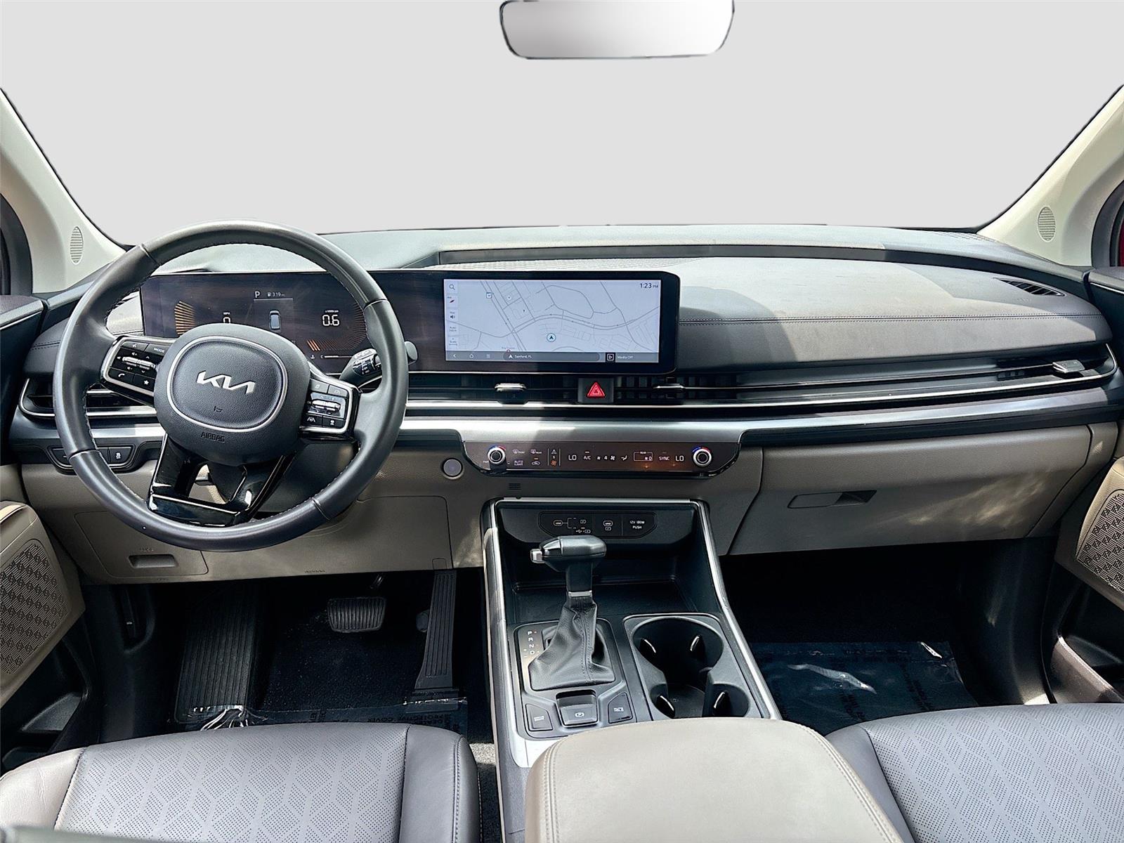 2025 Kia Carnival LXS