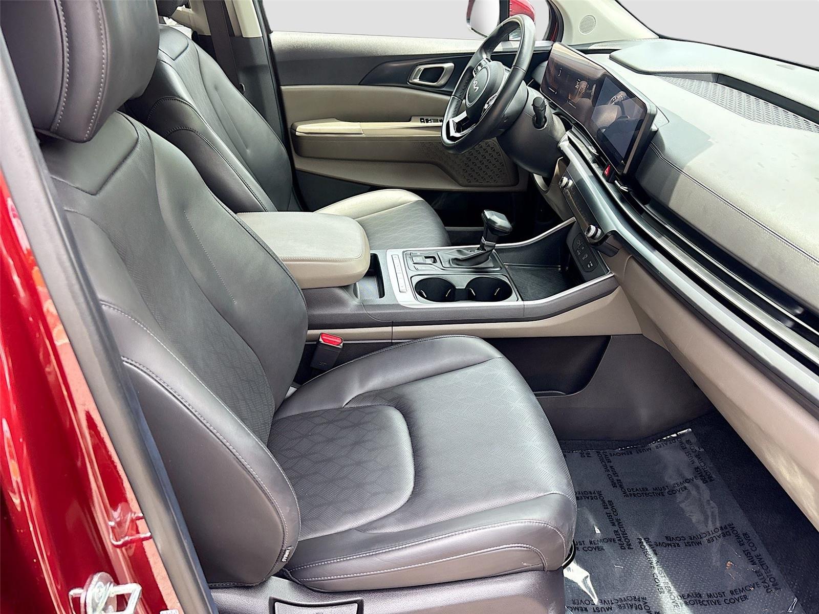 2025 Kia Carnival LXS