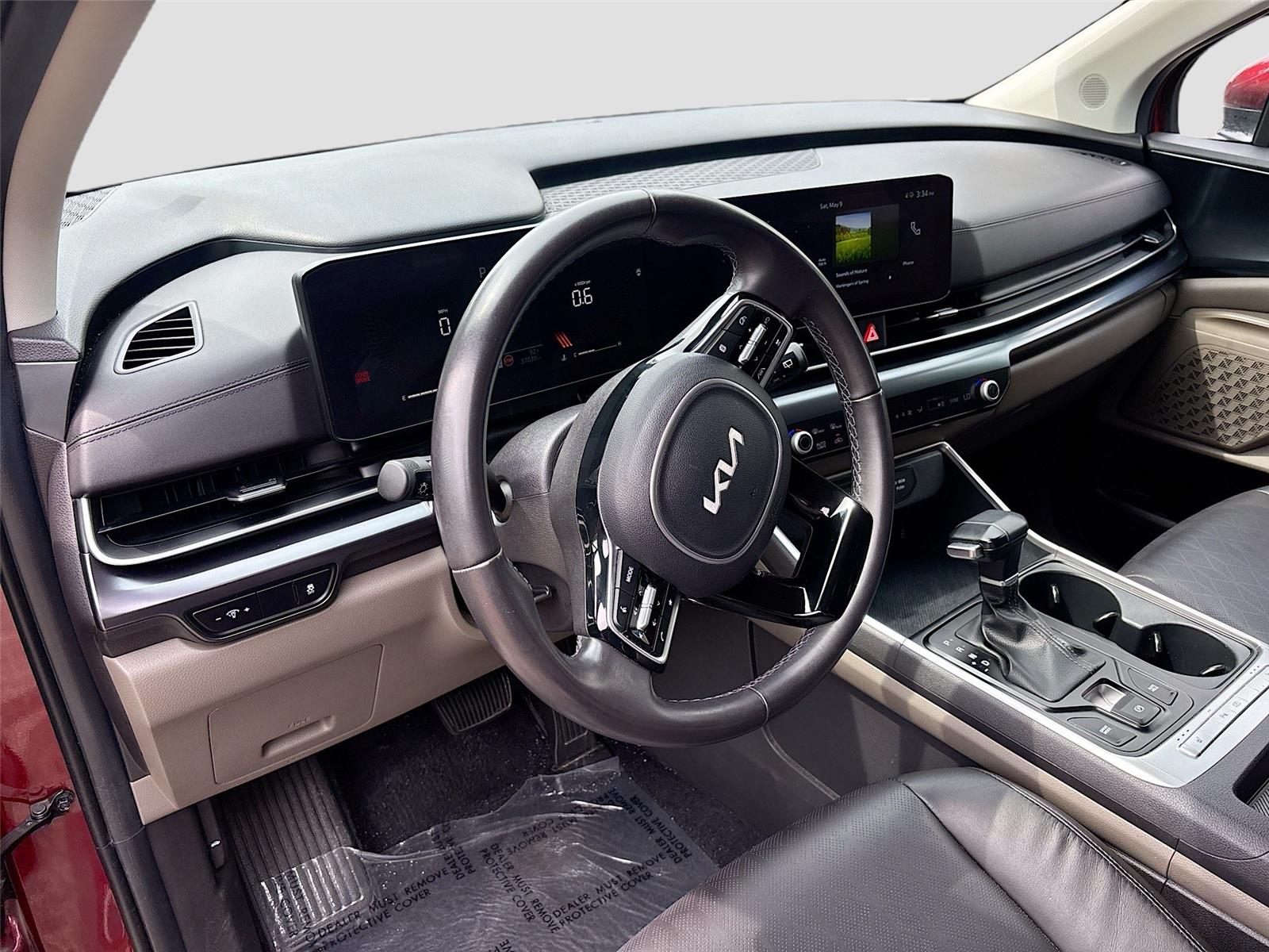 2025 Kia Carnival LXS