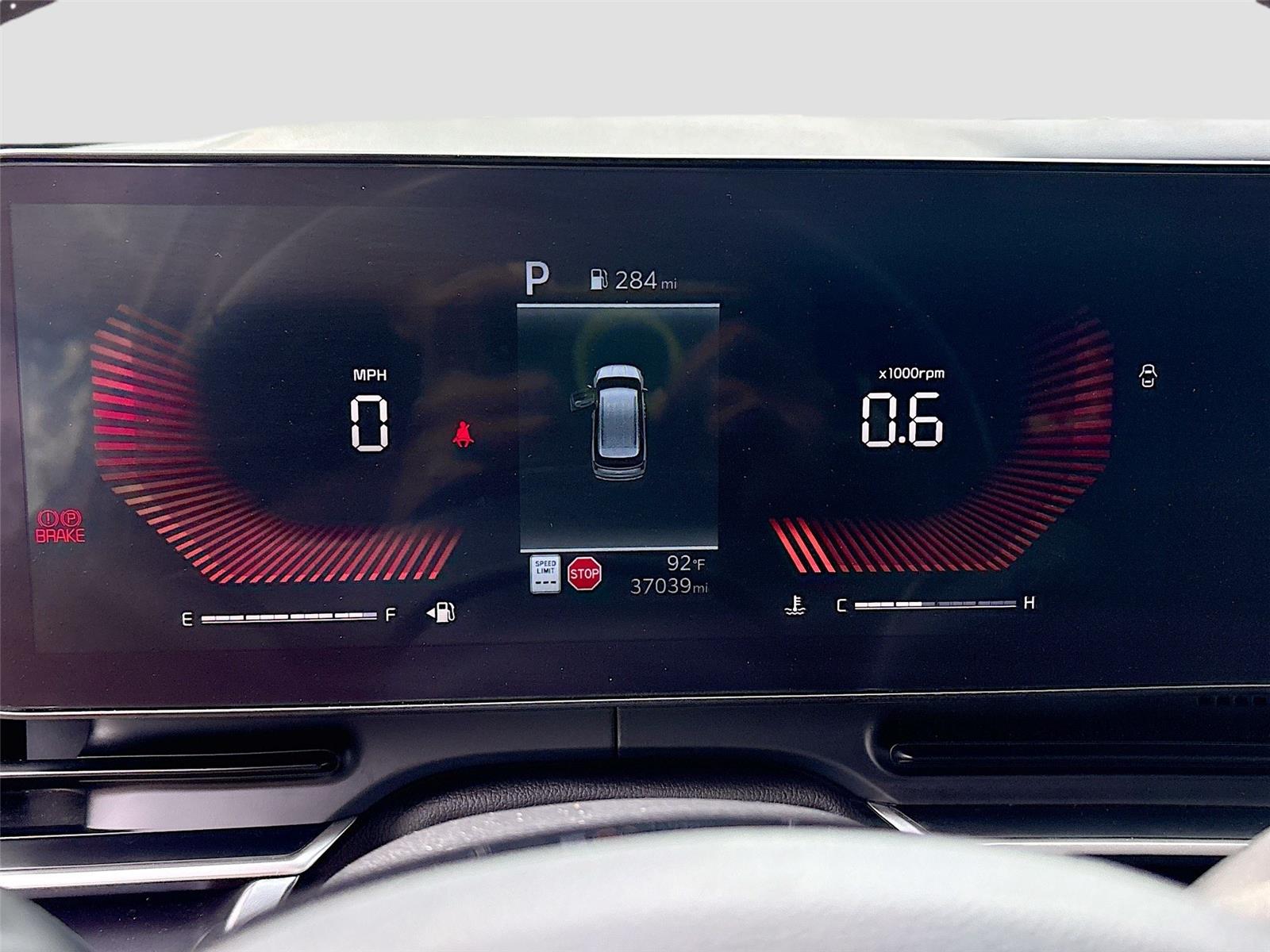 2025 Kia Carnival LXS