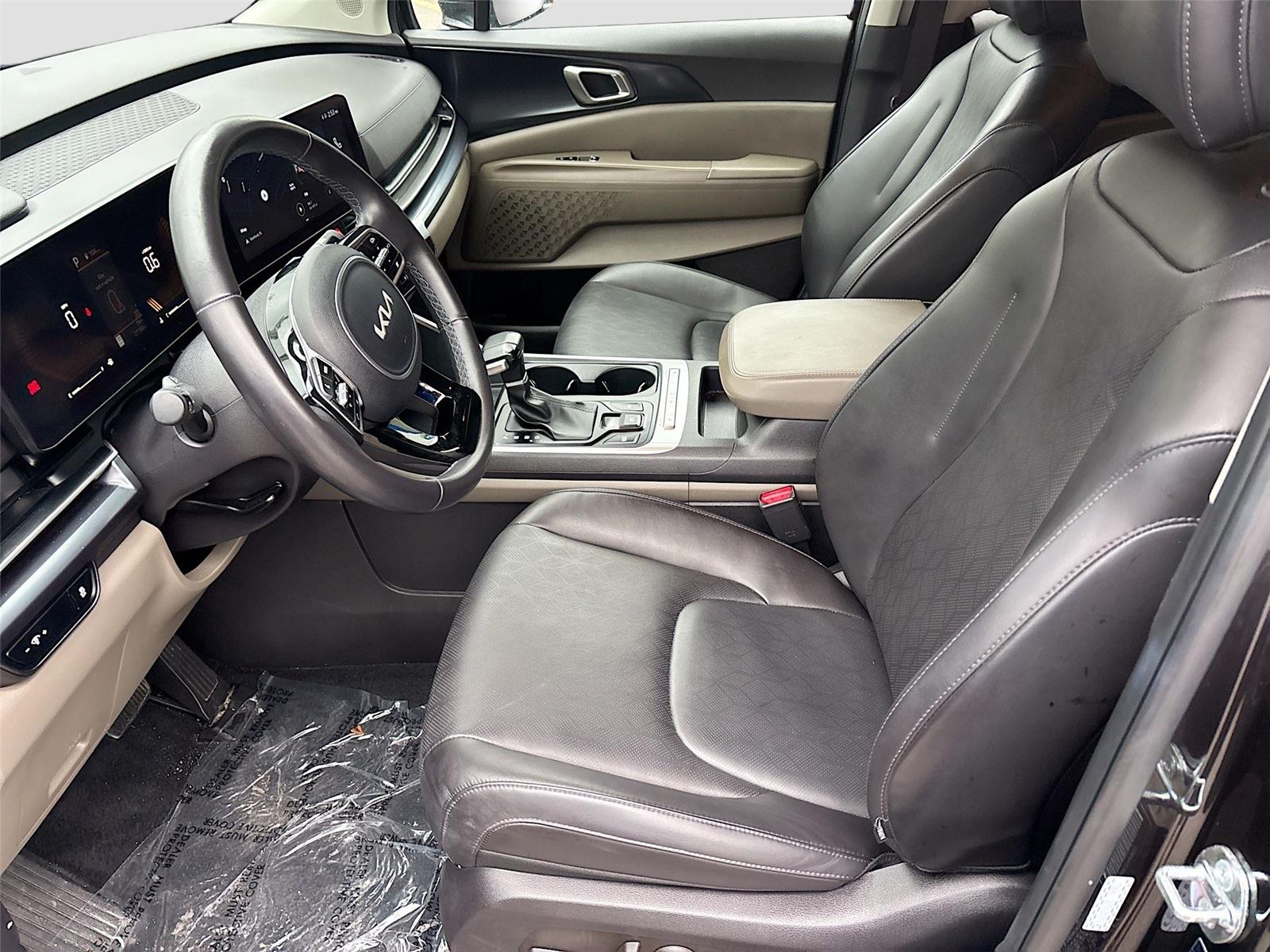 2025 Kia Carnival LXS