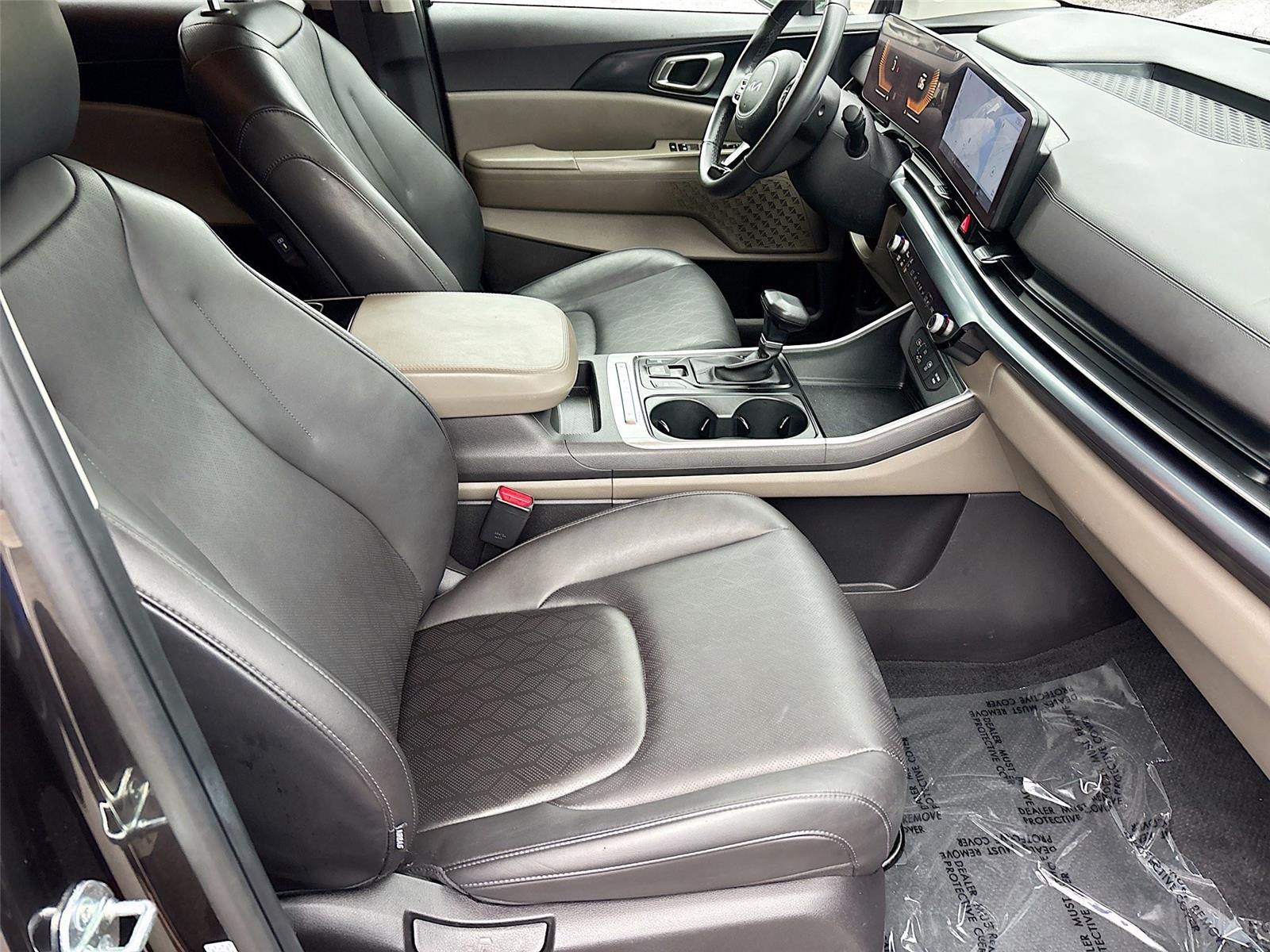 2025 Kia Carnival LXS
