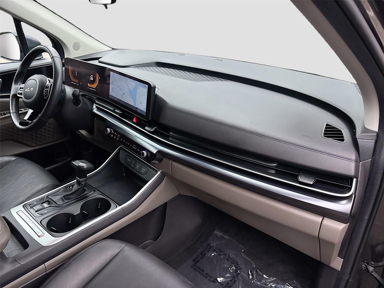 2025 Kia Carnival LXS