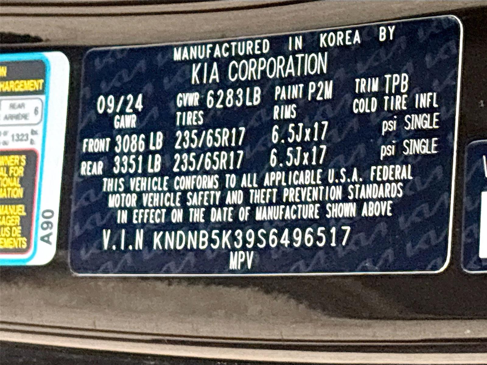 2025 Kia Carnival LXS