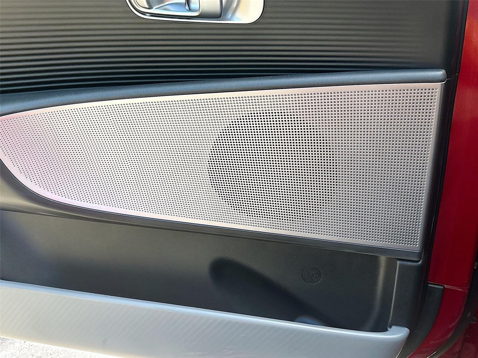 2024 Hyundai IONIQ 6 SE