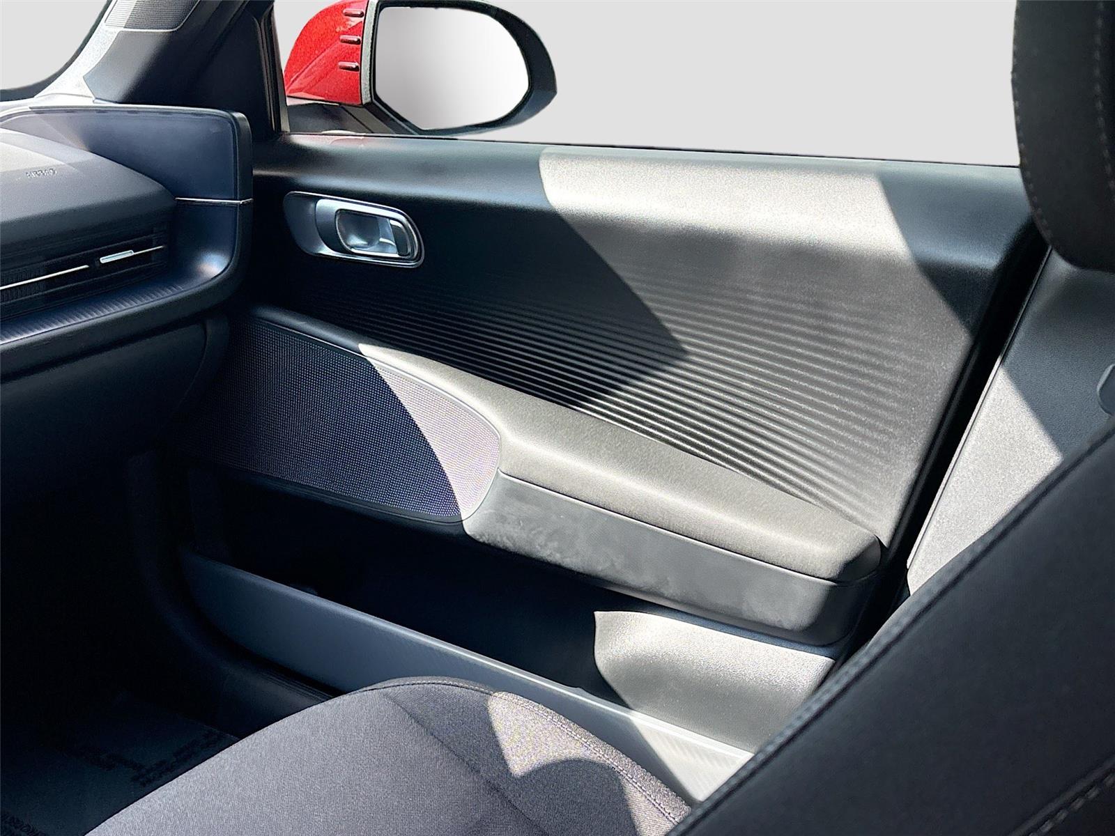 2024 Hyundai IONIQ 6 SE
