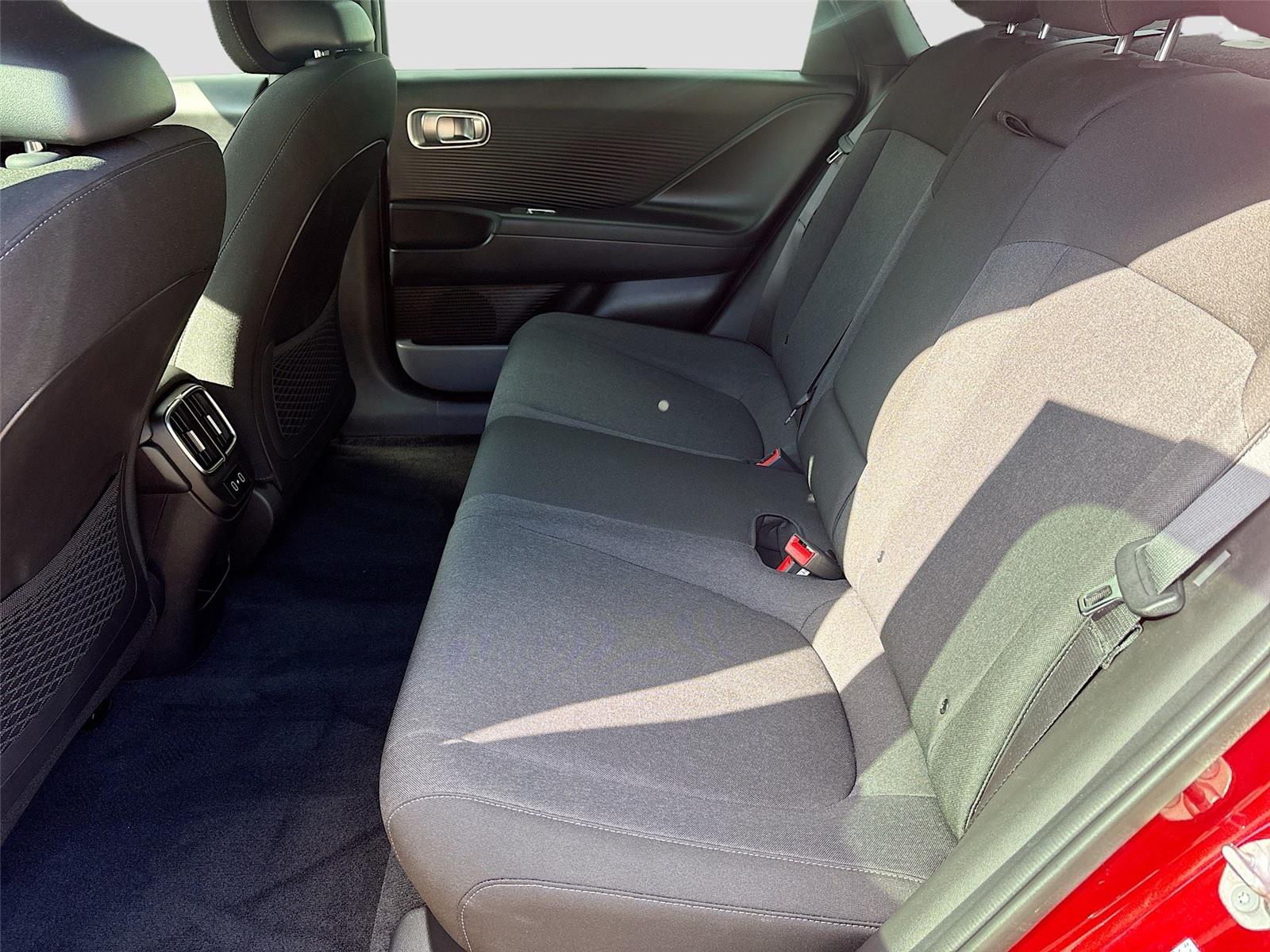 2024 Hyundai IONIQ 6 SE