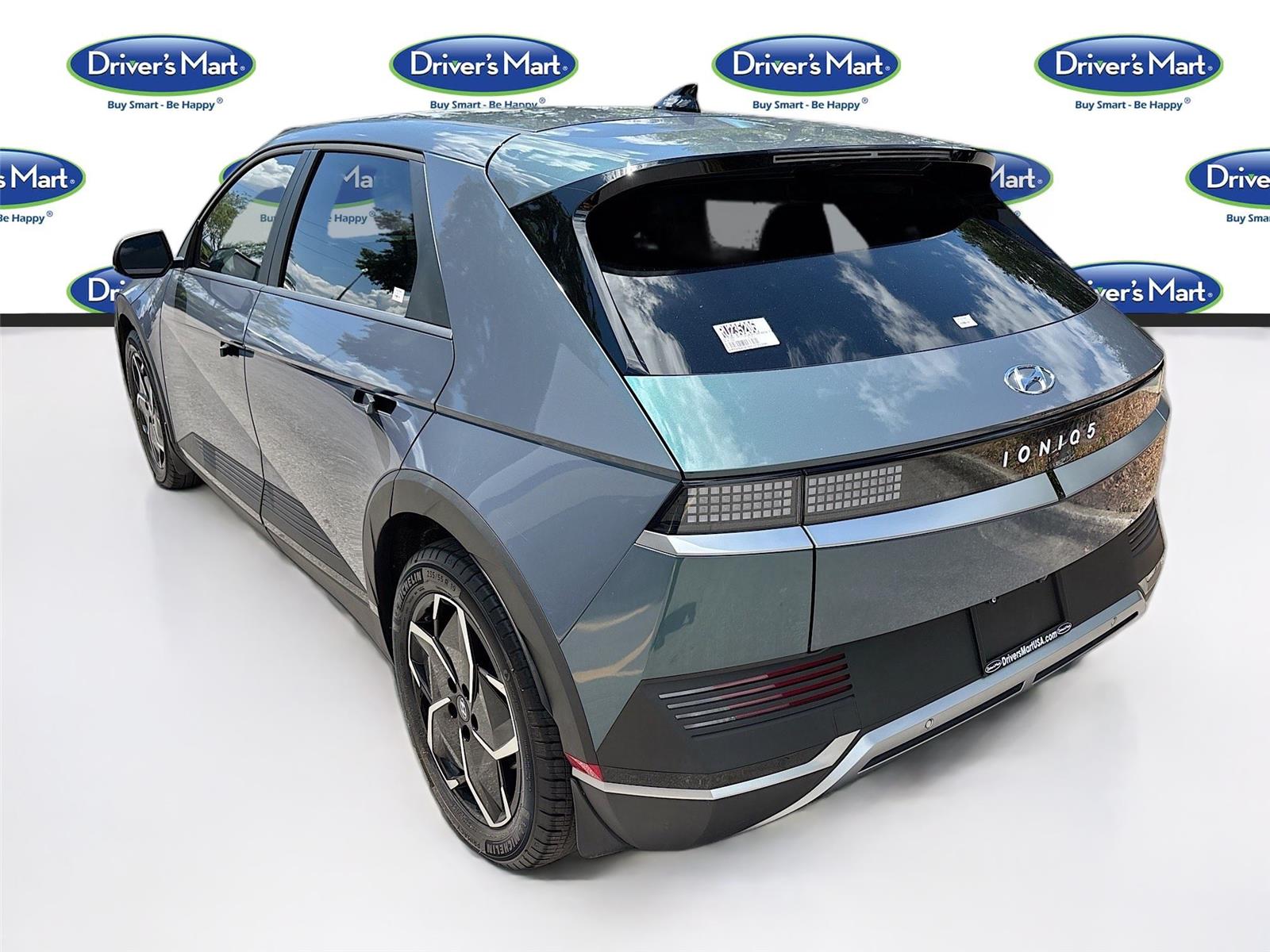 2024 Hyundai IONIQ 5 SEL
