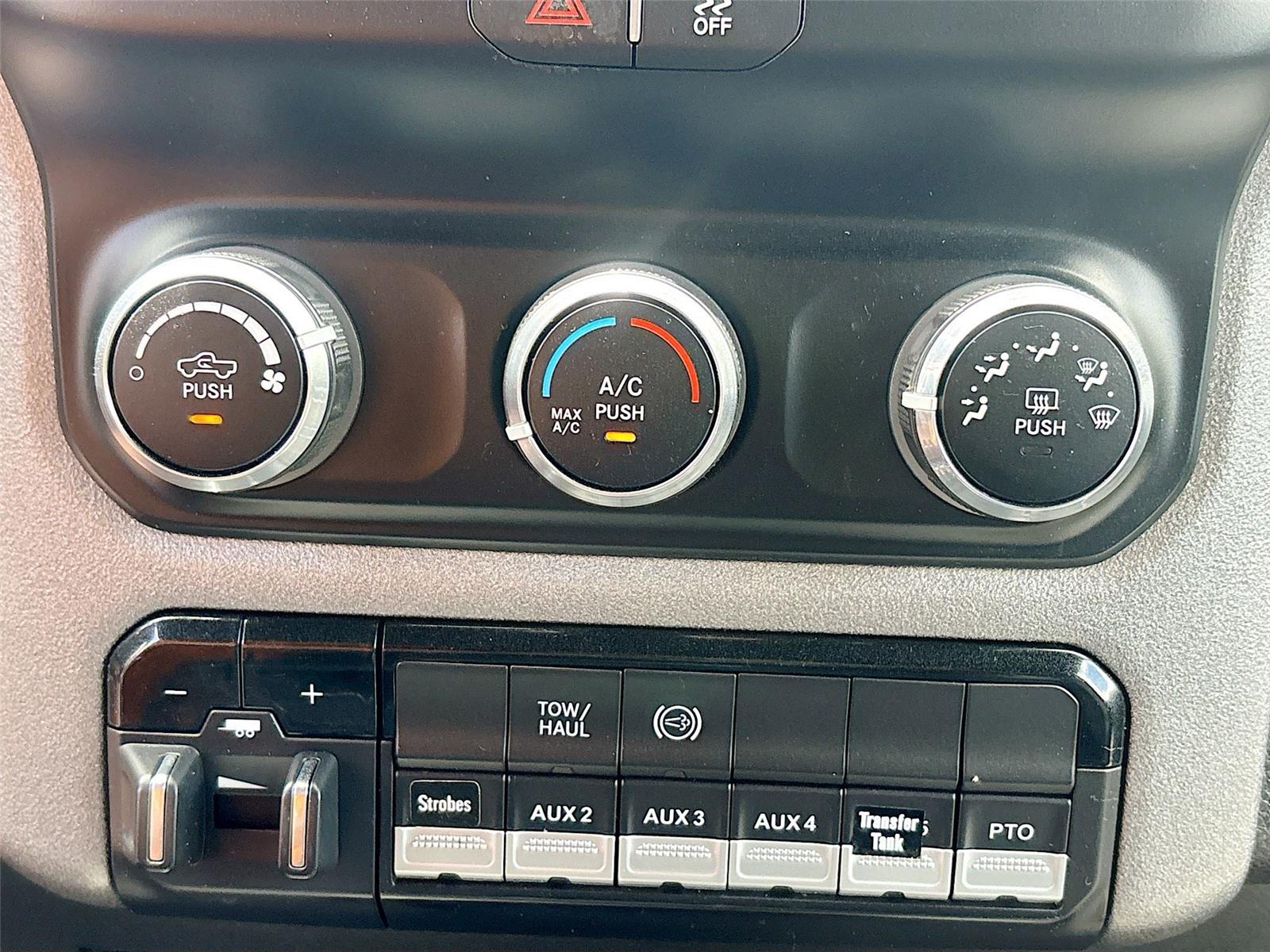 2024 Ram 3500 Chassis Cab Tradesman