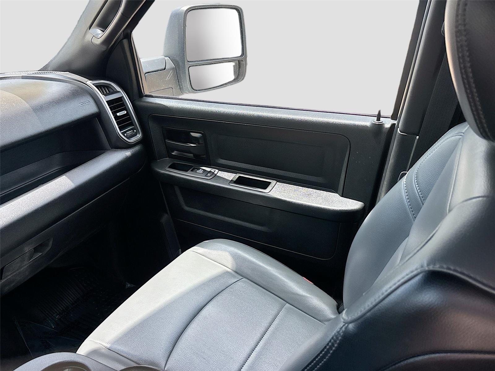 2024 Ram 3500 Chassis Cab Tradesman