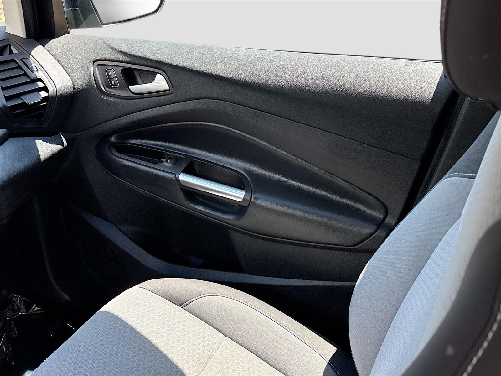 2017 Ford C-Max Energi SE