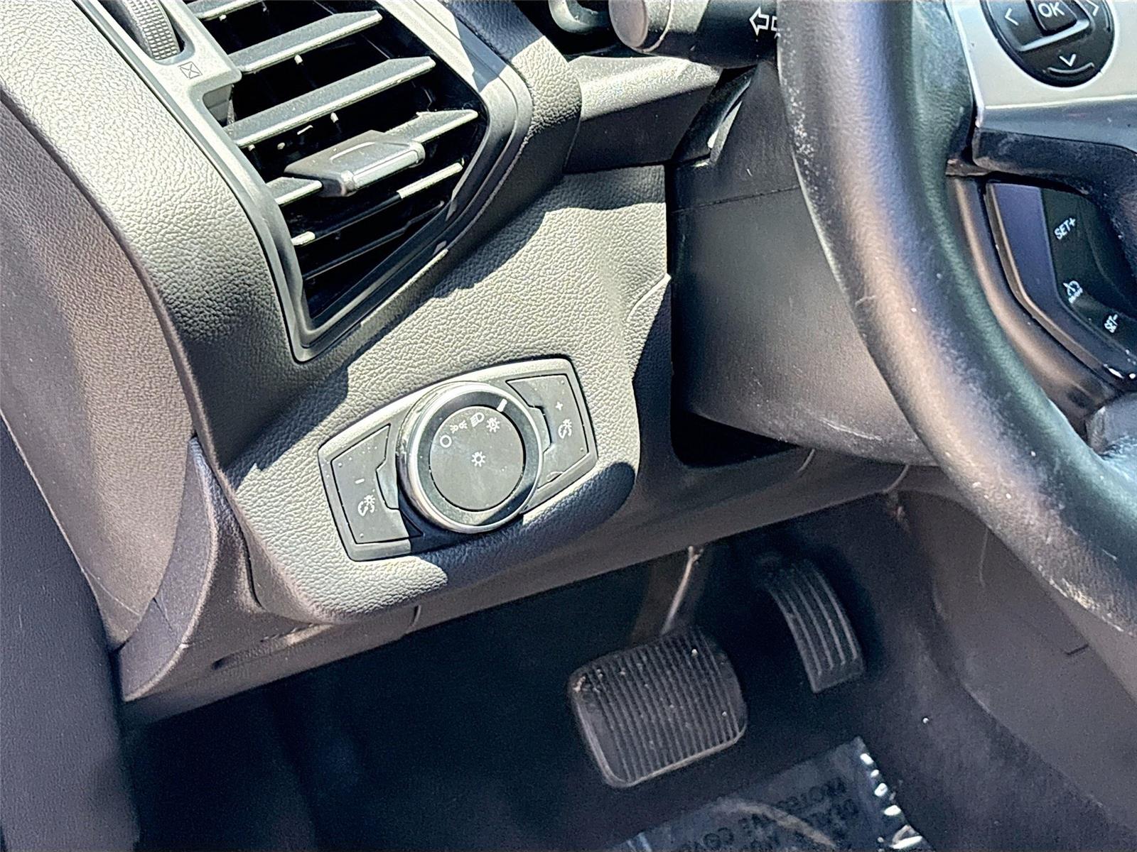2017 Ford C-Max Energi SE
