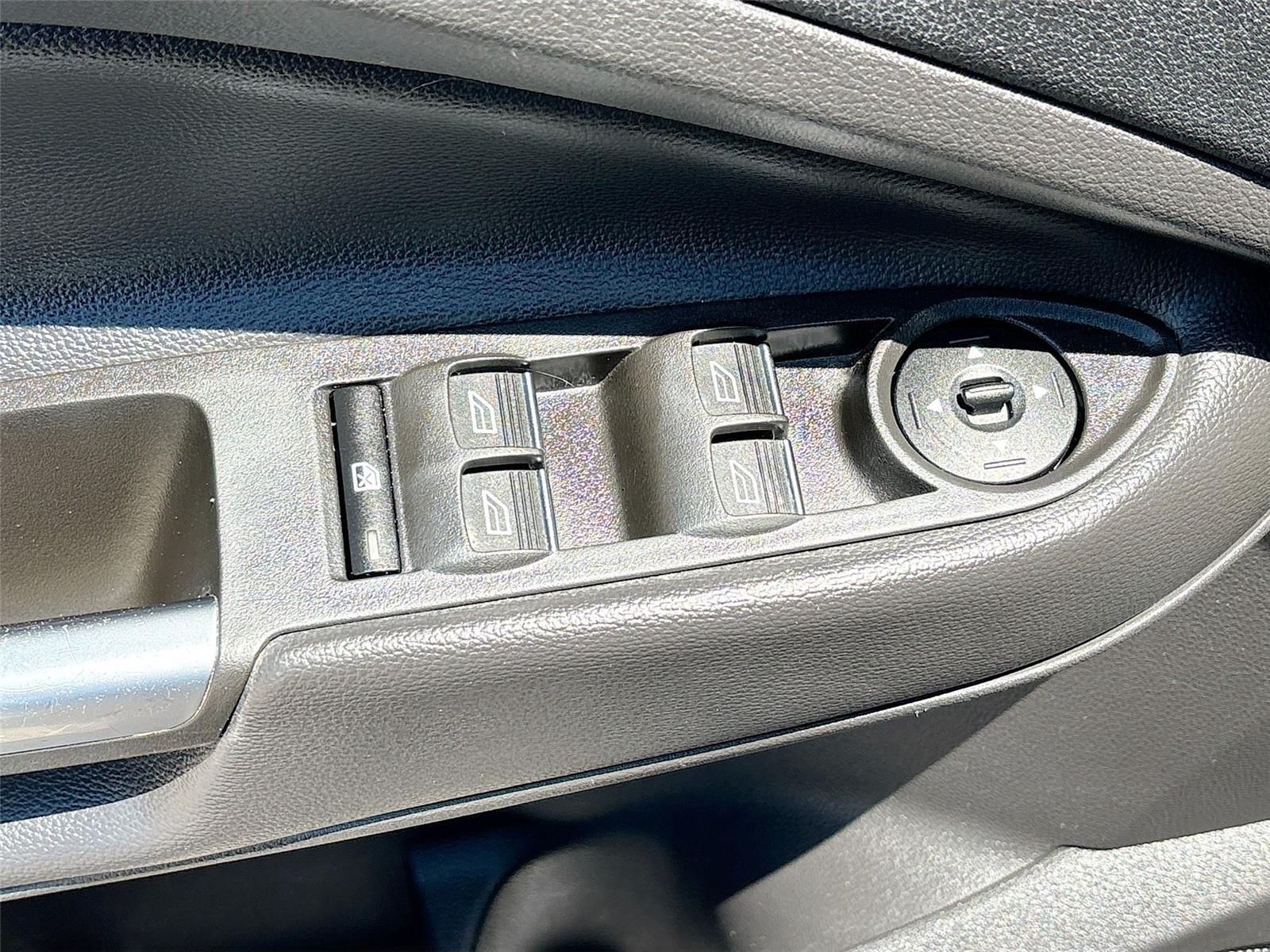 2017 Ford C-Max Energi SE