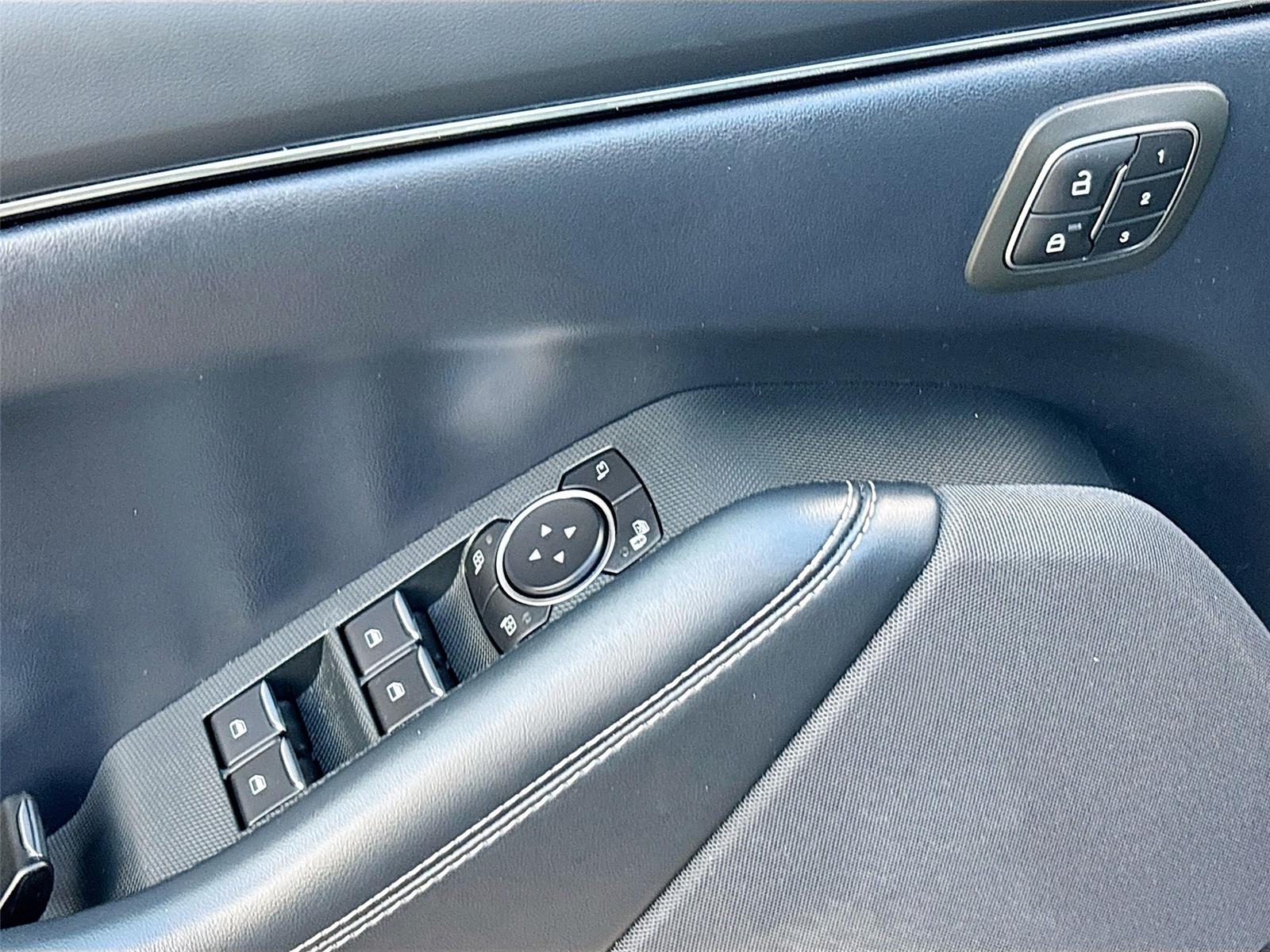 2021 Ford Mustang Mach-E Select