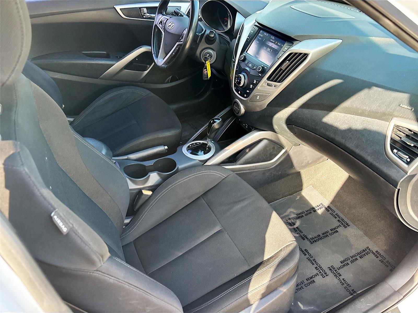 2017 Hyundai Veloster