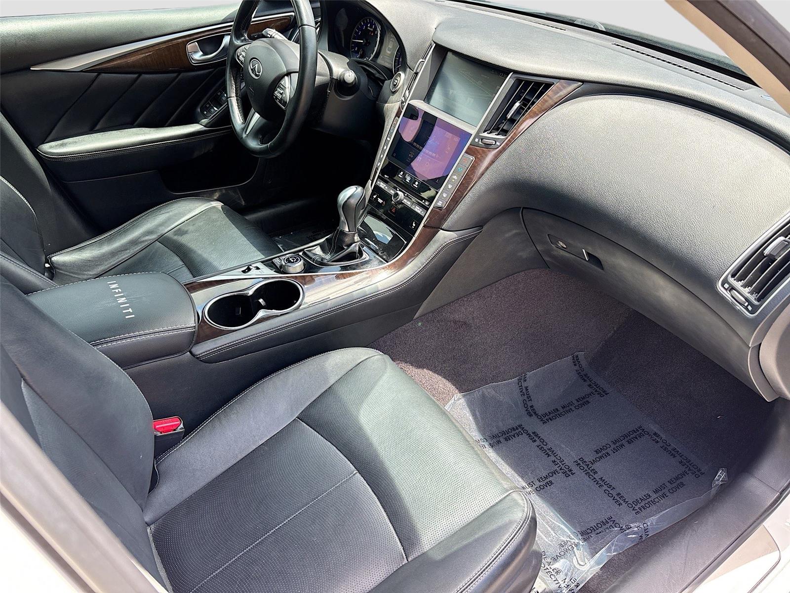 2014 INFINITI Q50 Hybrid Premium