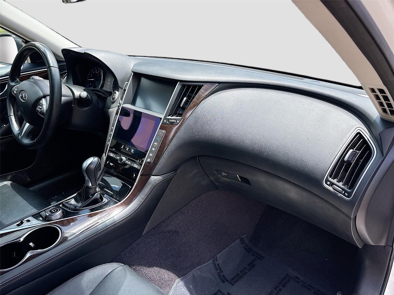 2014 INFINITI Q50 Hybrid Premium