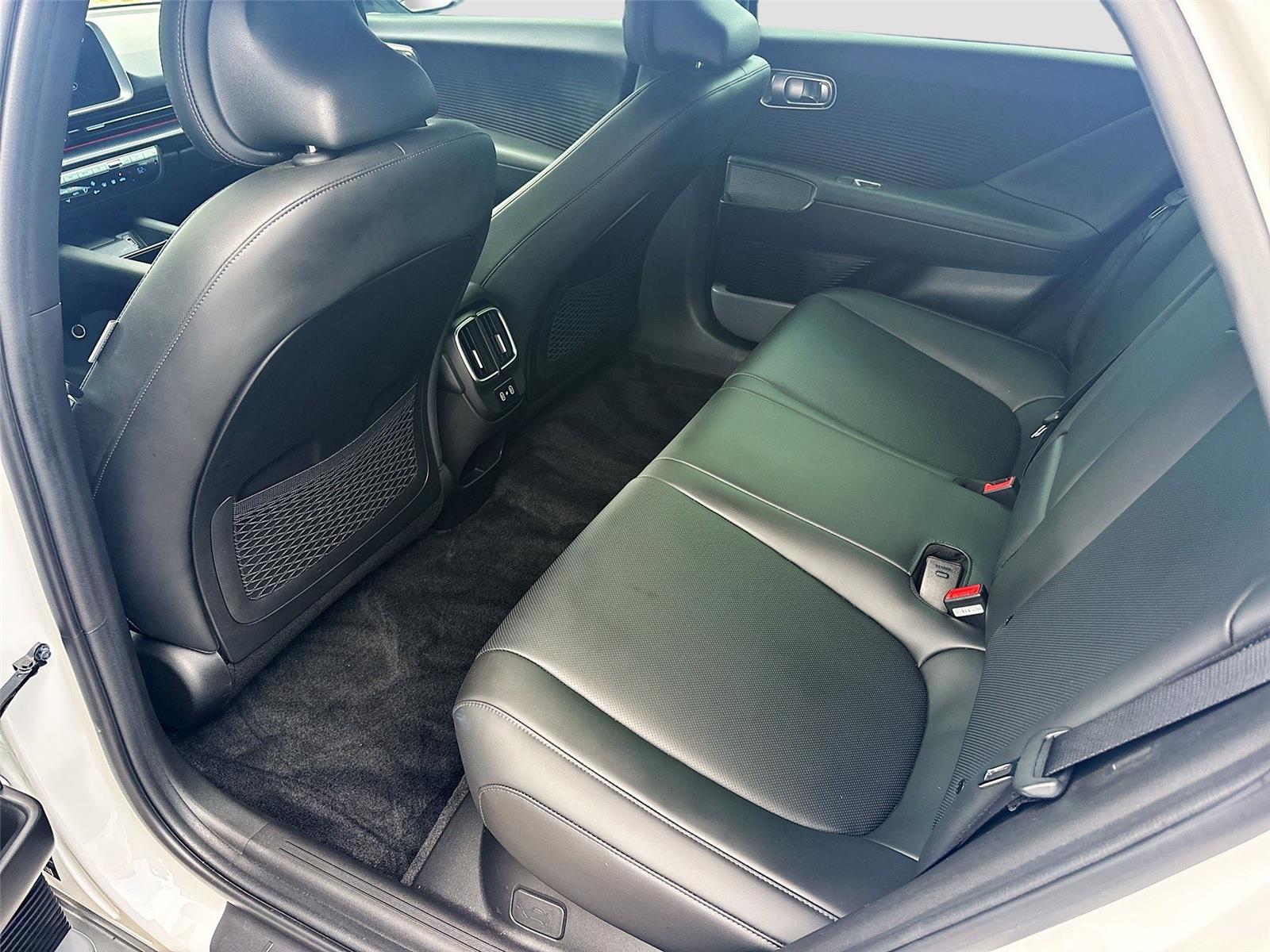 2024 Hyundai IONIQ 6 SEL