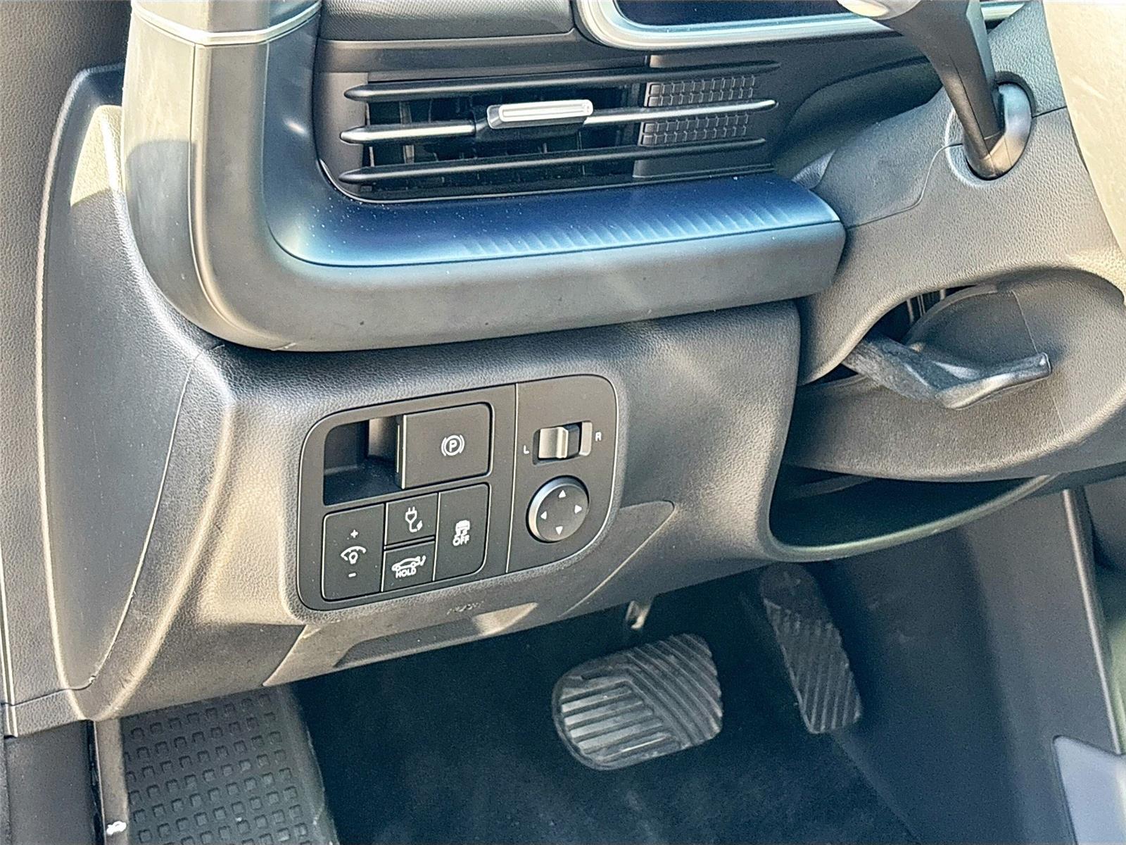 2023 Hyundai IONIQ 6 SE Standard Range