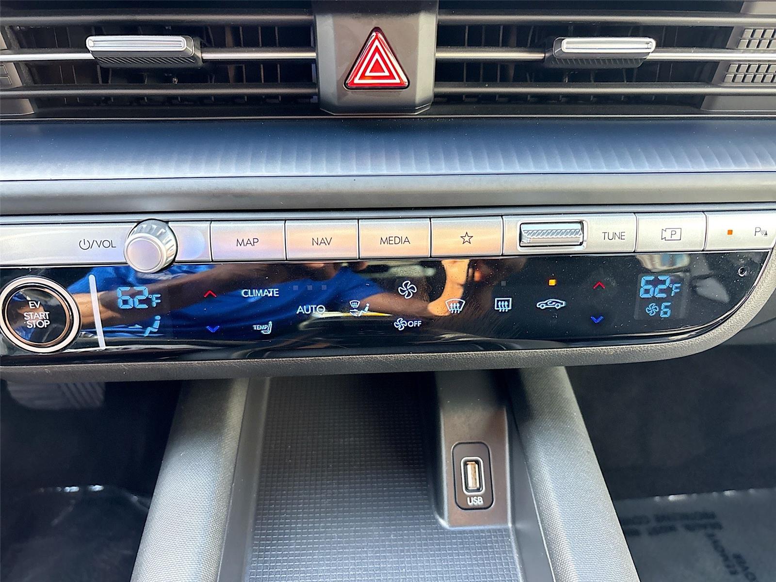 2023 Hyundai IONIQ 6 SE Standard Range
