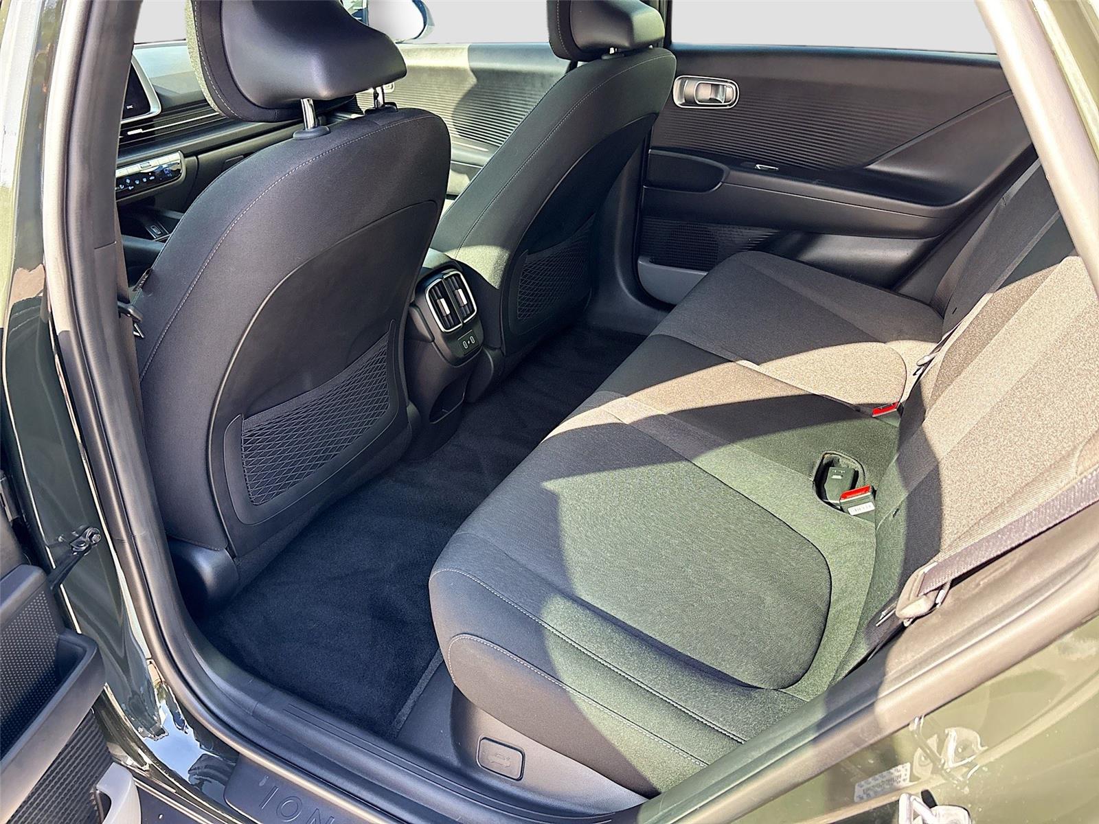 2023 Hyundai IONIQ 6 SE Standard Range