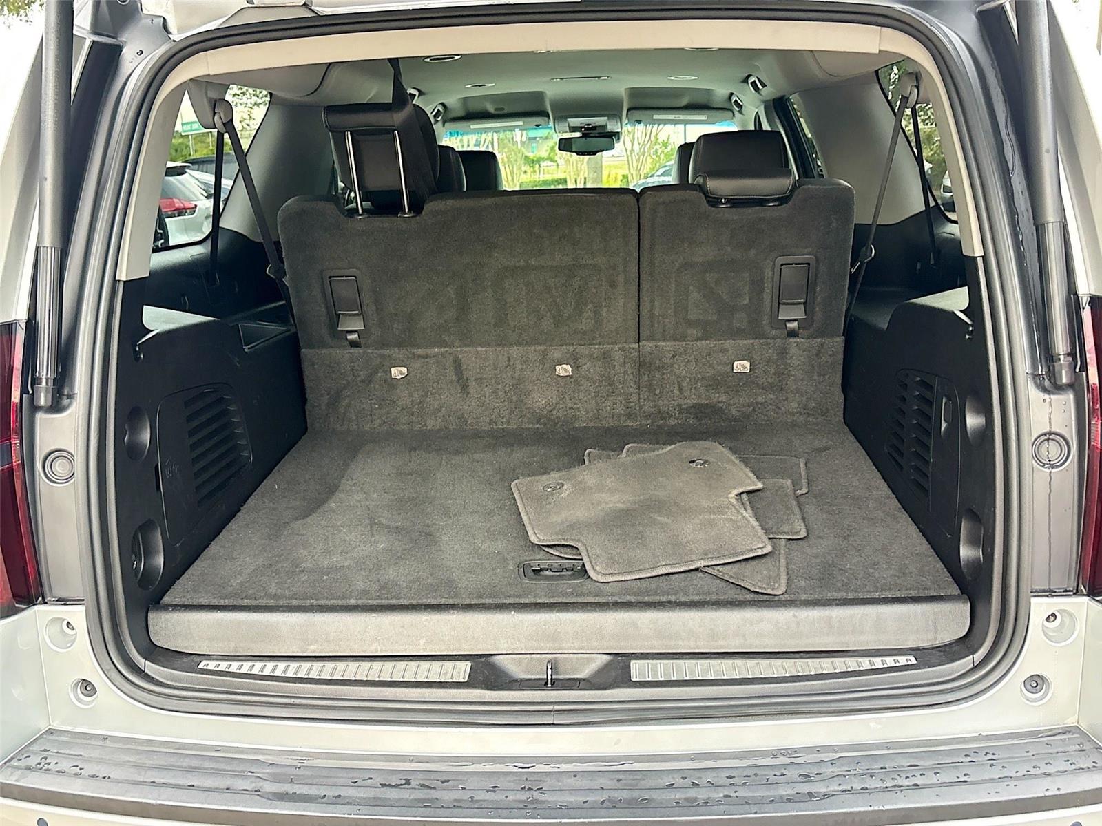 2019 Chevrolet Suburban LT