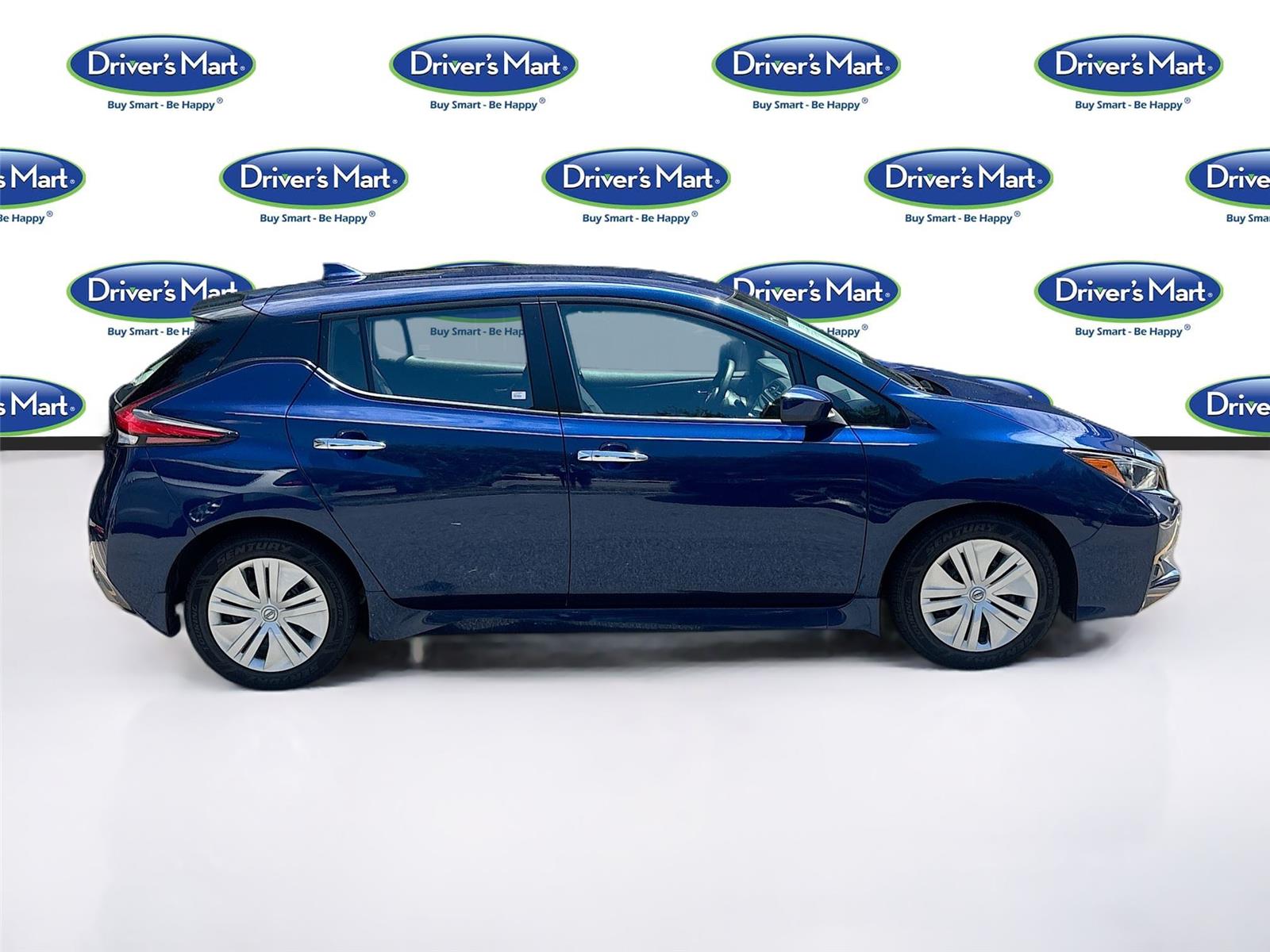 2023 Nissan LEAF S