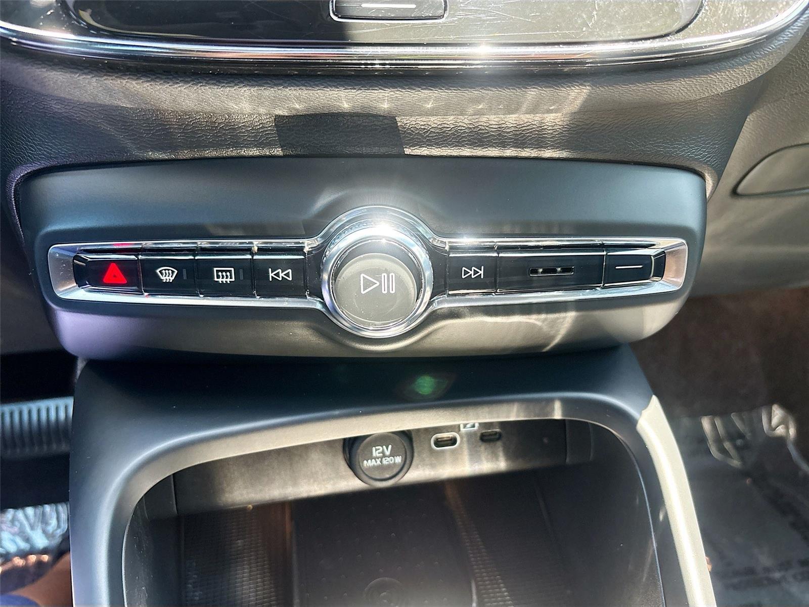2023 Volvo C40 Recharge Pure Electric Plus