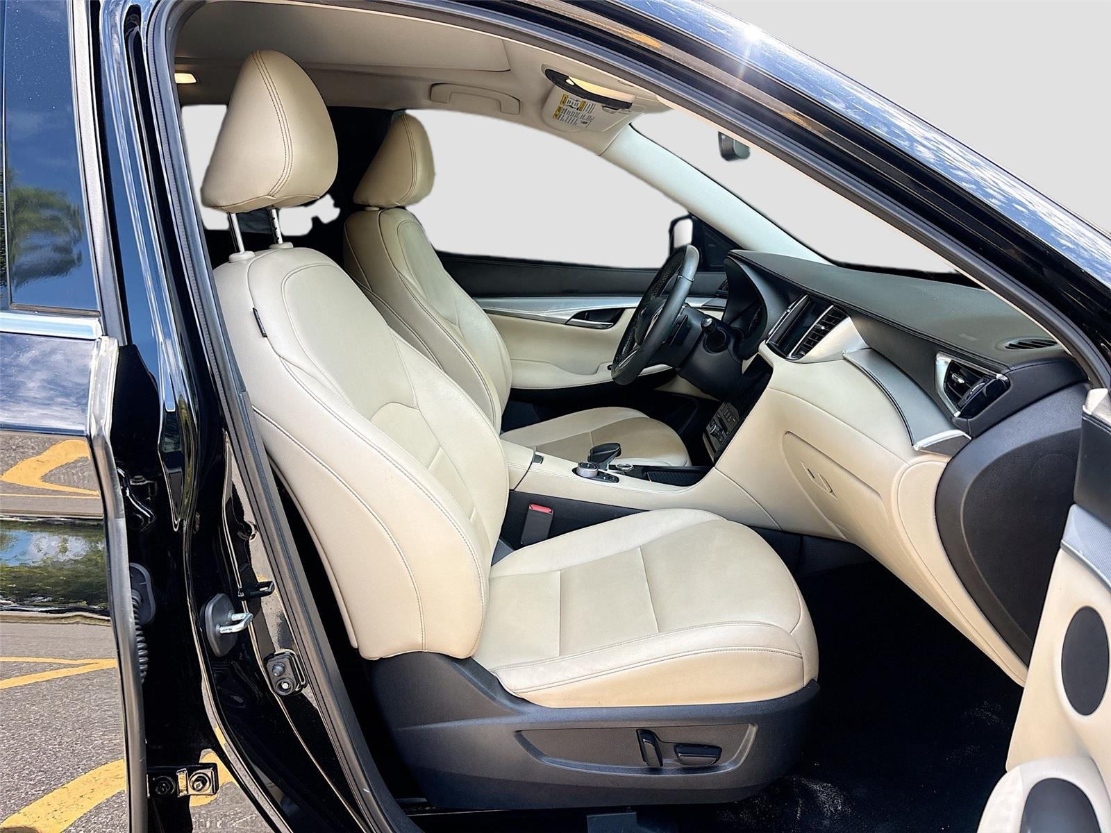 2020 INFINITI QX50 LUXE