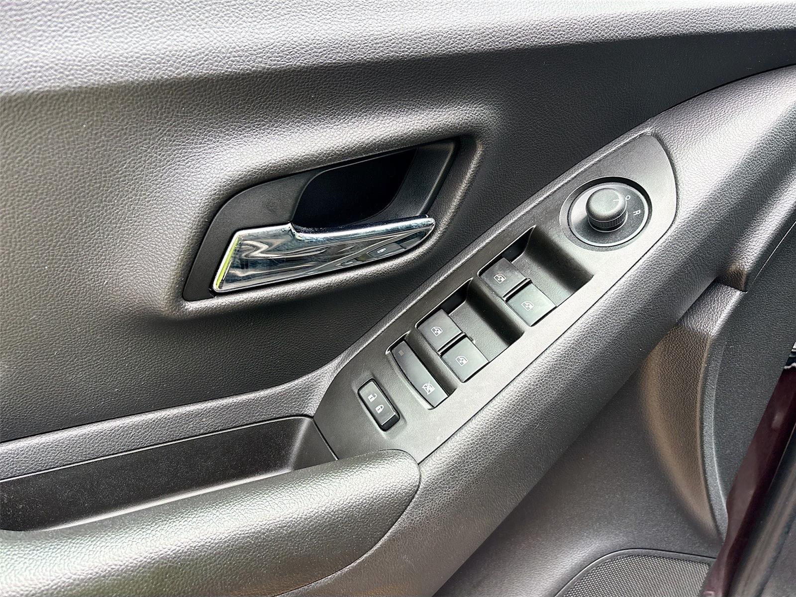 2021 Chevrolet Trax LS